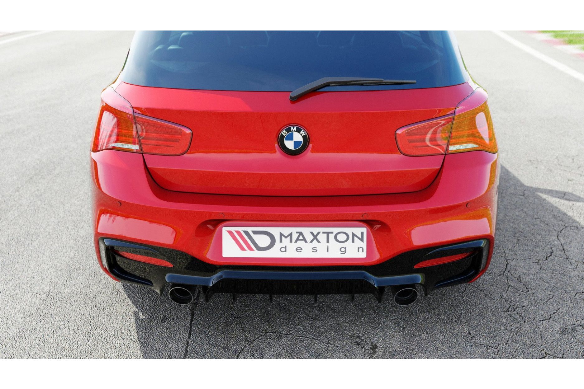 Maxtondesign Diffusor für BMW 1er F20|F21 mit M-Paket Facelift schwarz  hochglanz