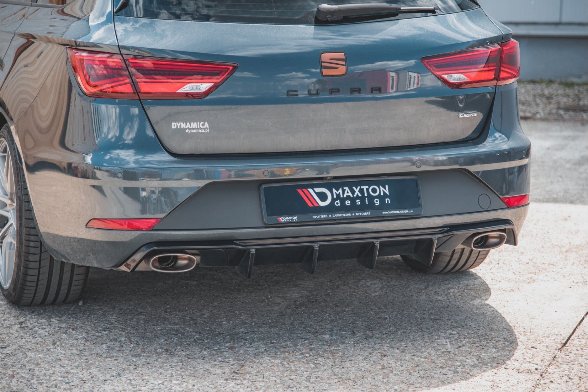 Maxtondesign Diffusor für SEAT Leon MK3 Cupra Kombi schwarz hochglanz (6) 