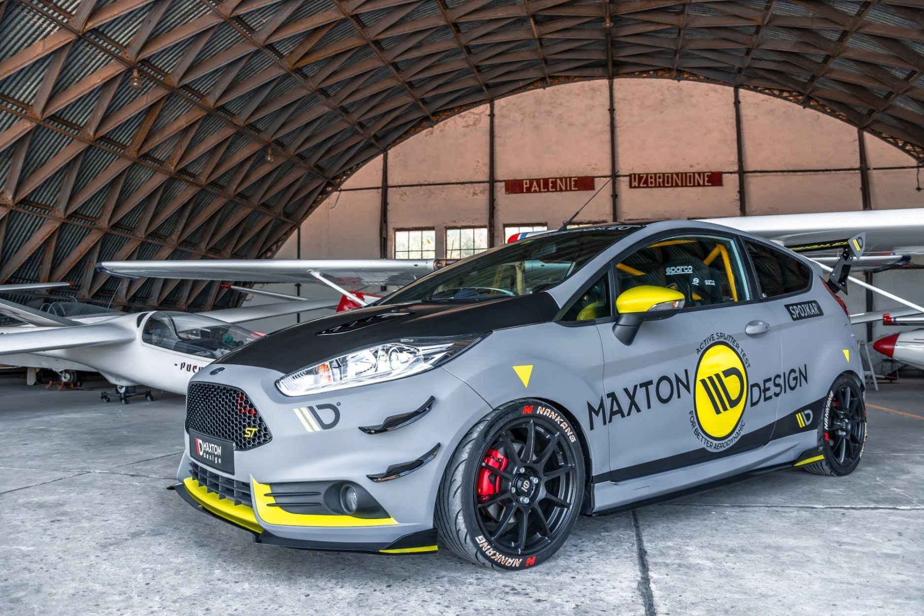 Maxtondesign Seitenschweller für Ford Fiesta MK7 ST Facelift schwarz (6) 