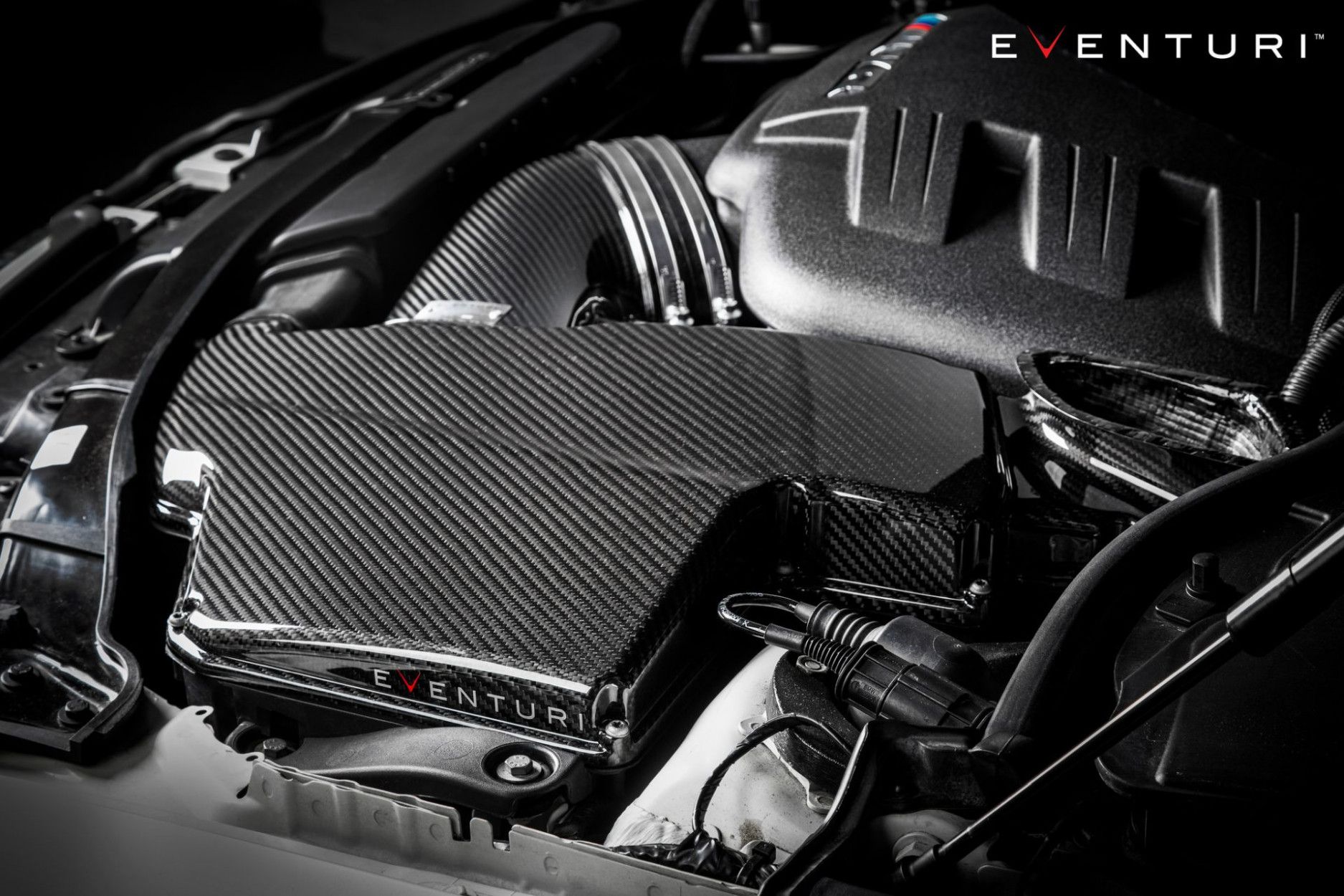 Eventuri Carbon Luftfilterabdeckung für BMW E90 E92 E93 M3 - carbon matt (4) 