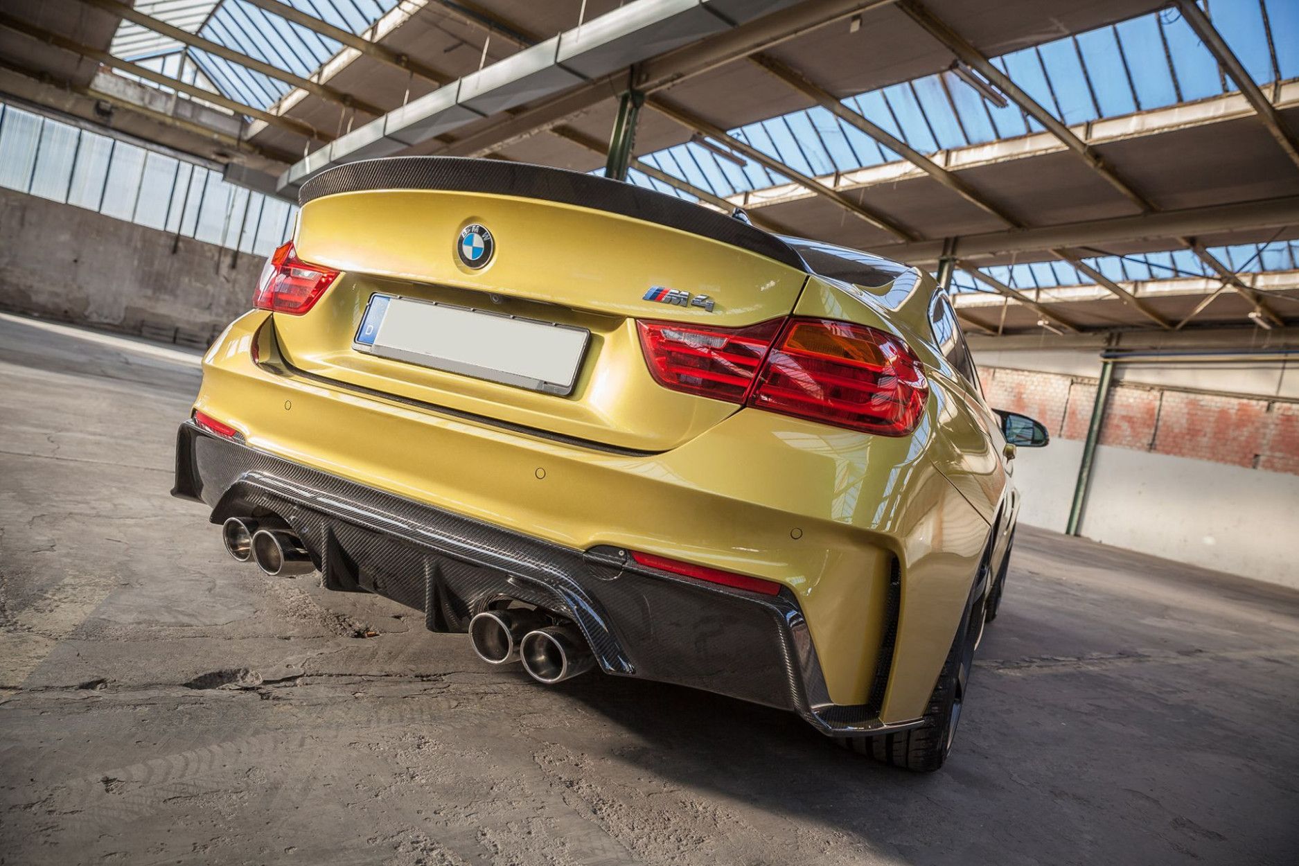 3DDesign Carbon Heckschürze für BMW F82 M4 - online kaufen bei CFD