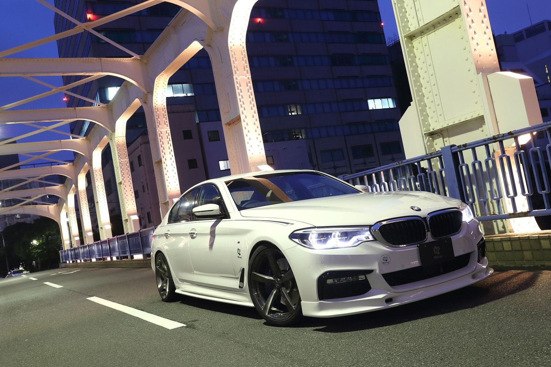 3DDesign GFK Seitenschweller passend für BMW G30 G31 mit M-Paket (2) 