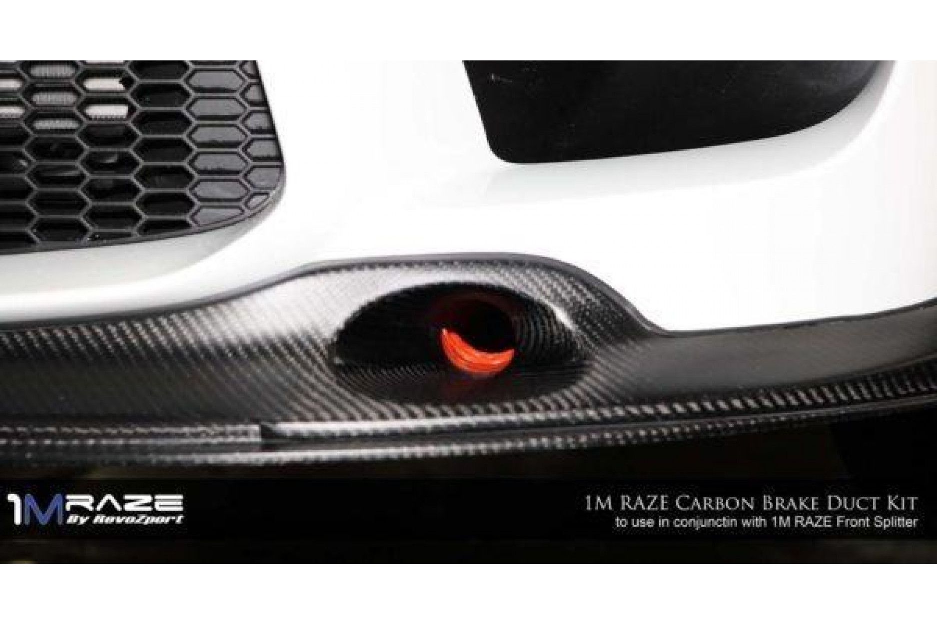 RevoZport Carbon Bremsluftkanal für BMW 1er E82 1M passt nur auf 1M Raze Frontlippe (7) 