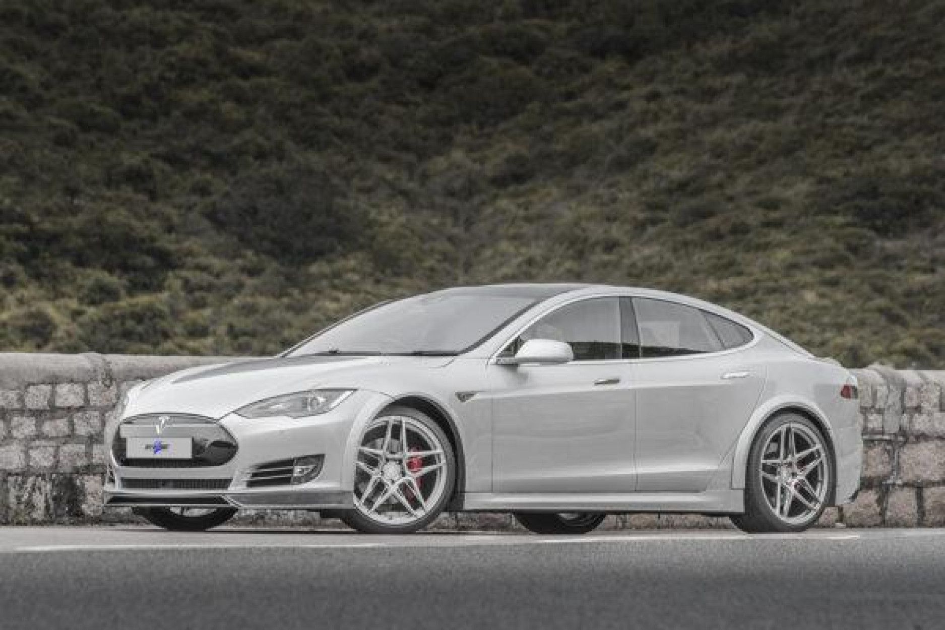 RevoZport Carbon Bodykit für Tesla Model S Vorfacelift 