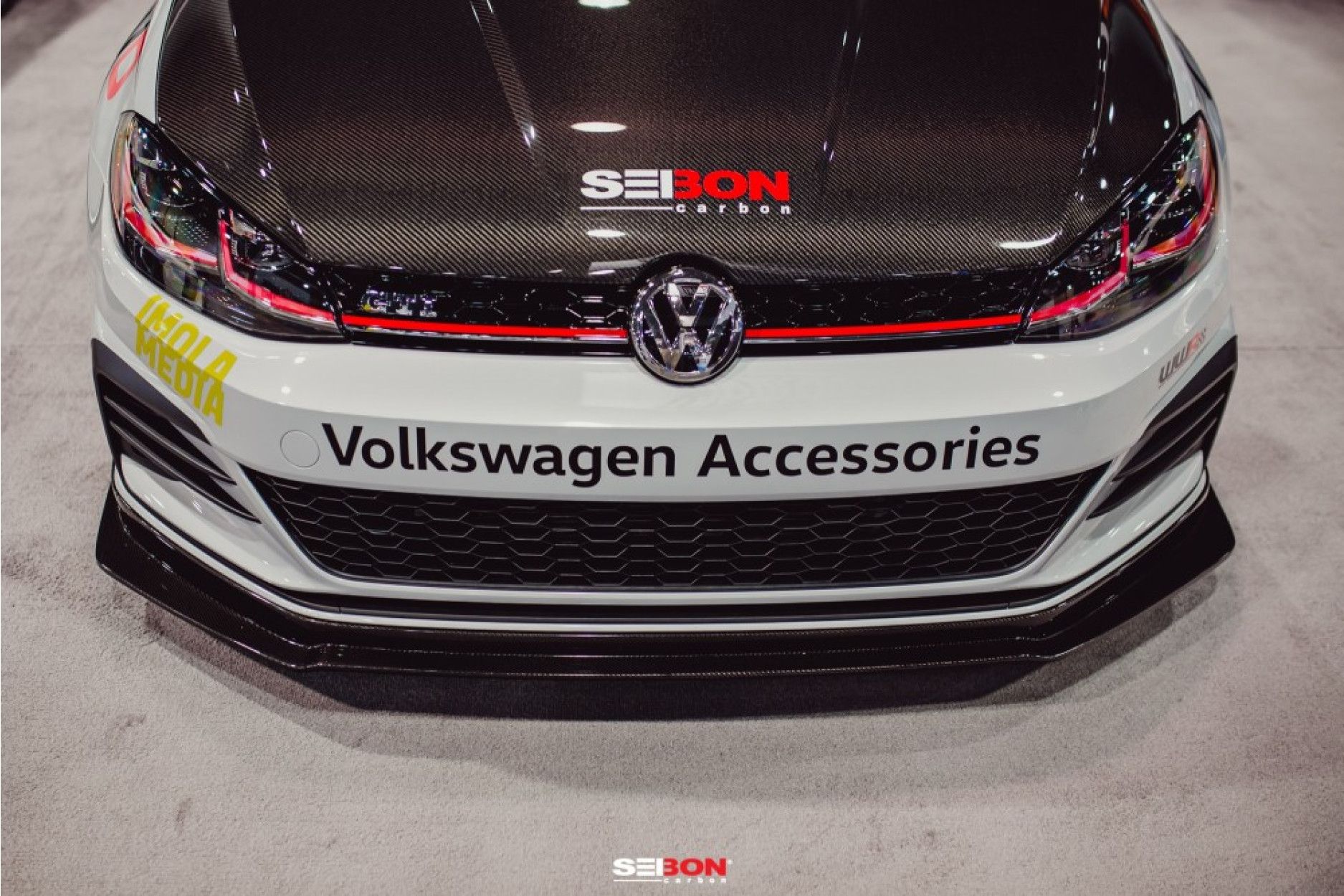 Seibon Carbon Frontlippe für Volkswagen Golf 7 GTI 2018+ Style MB - online  kaufen bei CFD