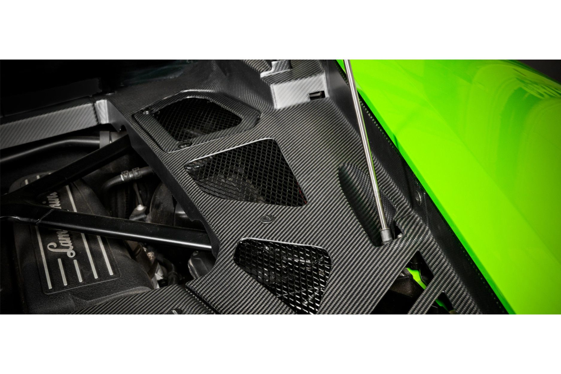 Eventuri Carbon Motorabdeckung für Lamborghini Huracan (7) 