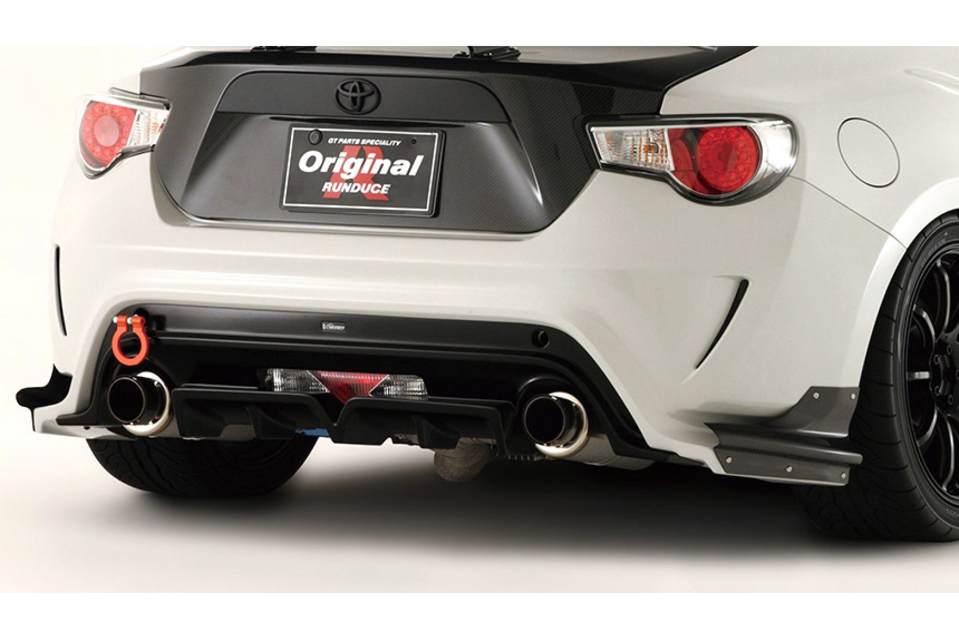 Varis Teil-Carbon Diffusor für Toyota GT 86 - Arising II