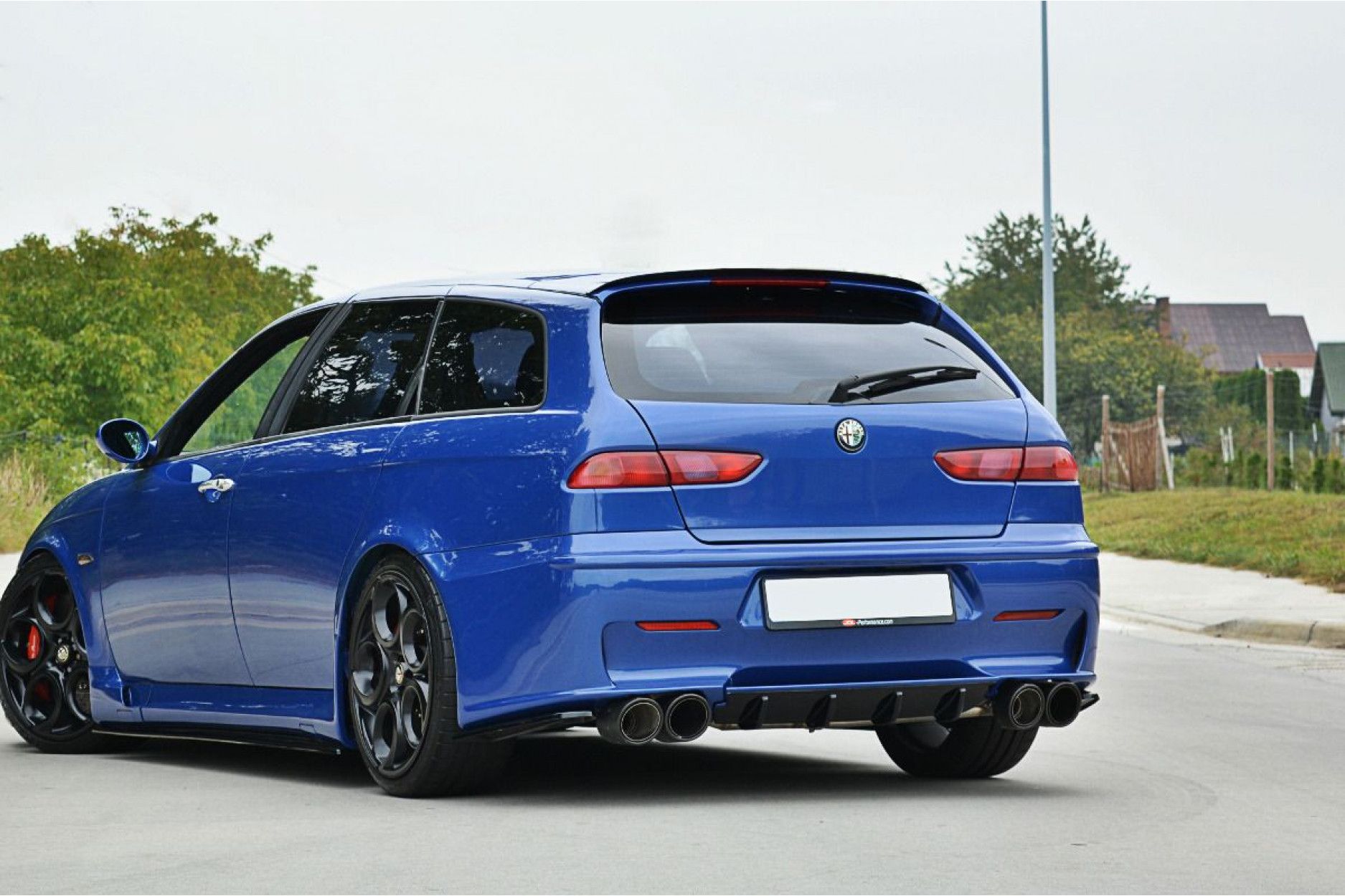 Maxton Design Spoiler für Alfa Romeo 156 GTA schwarz hochglanz (2) 