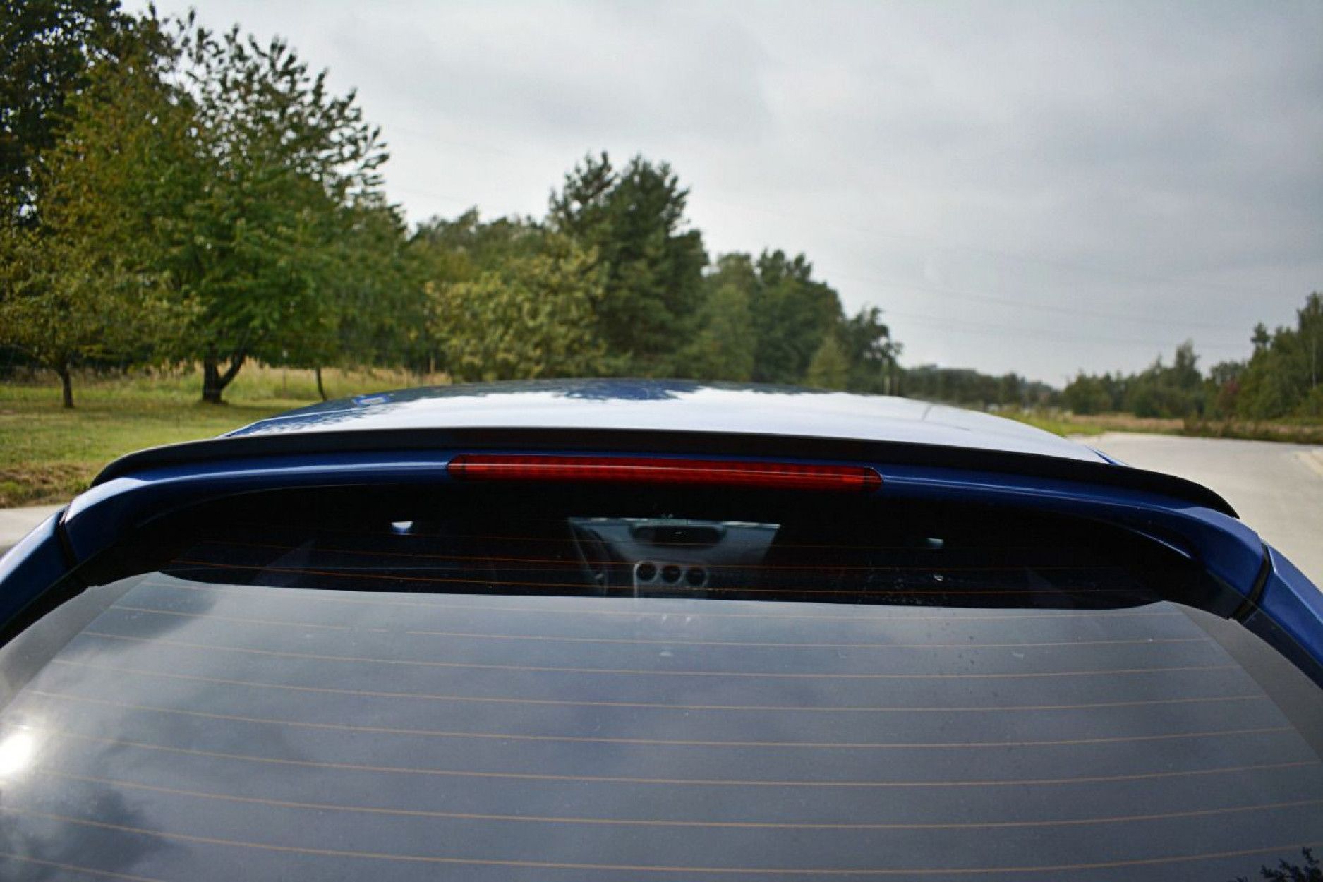 Maxton Design Spoiler für Alfa Romeo 156 GTA schwarz hochglanz (3) 