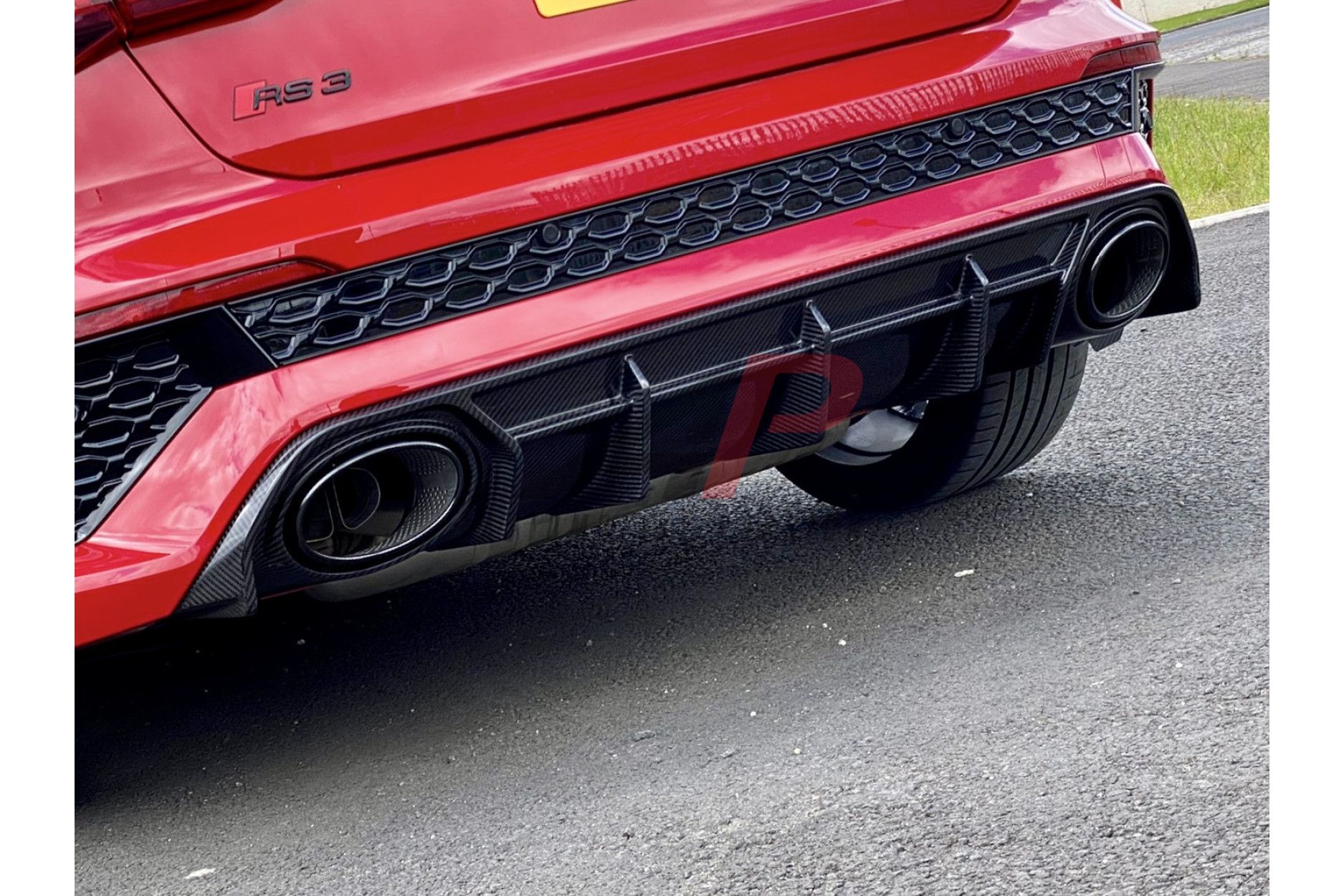Automotive Passion Trockencarbon Diffusor für Audi RS3 8Y - online kaufen  bei CFD