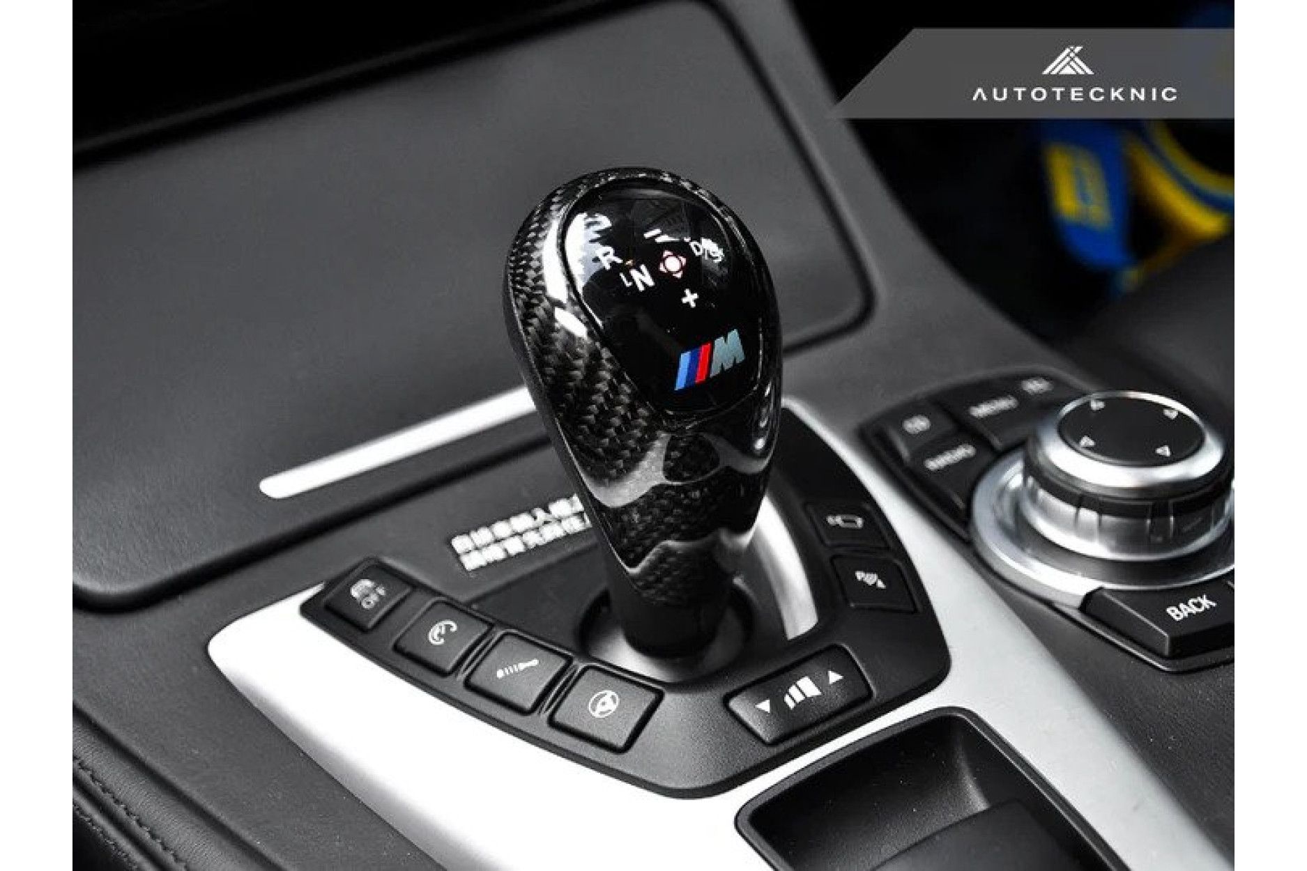 Autotecknic Carbon Schaltknauf Abdeckung für BMW F87 M2 und M2 Competition  - online kaufen bei CFD
