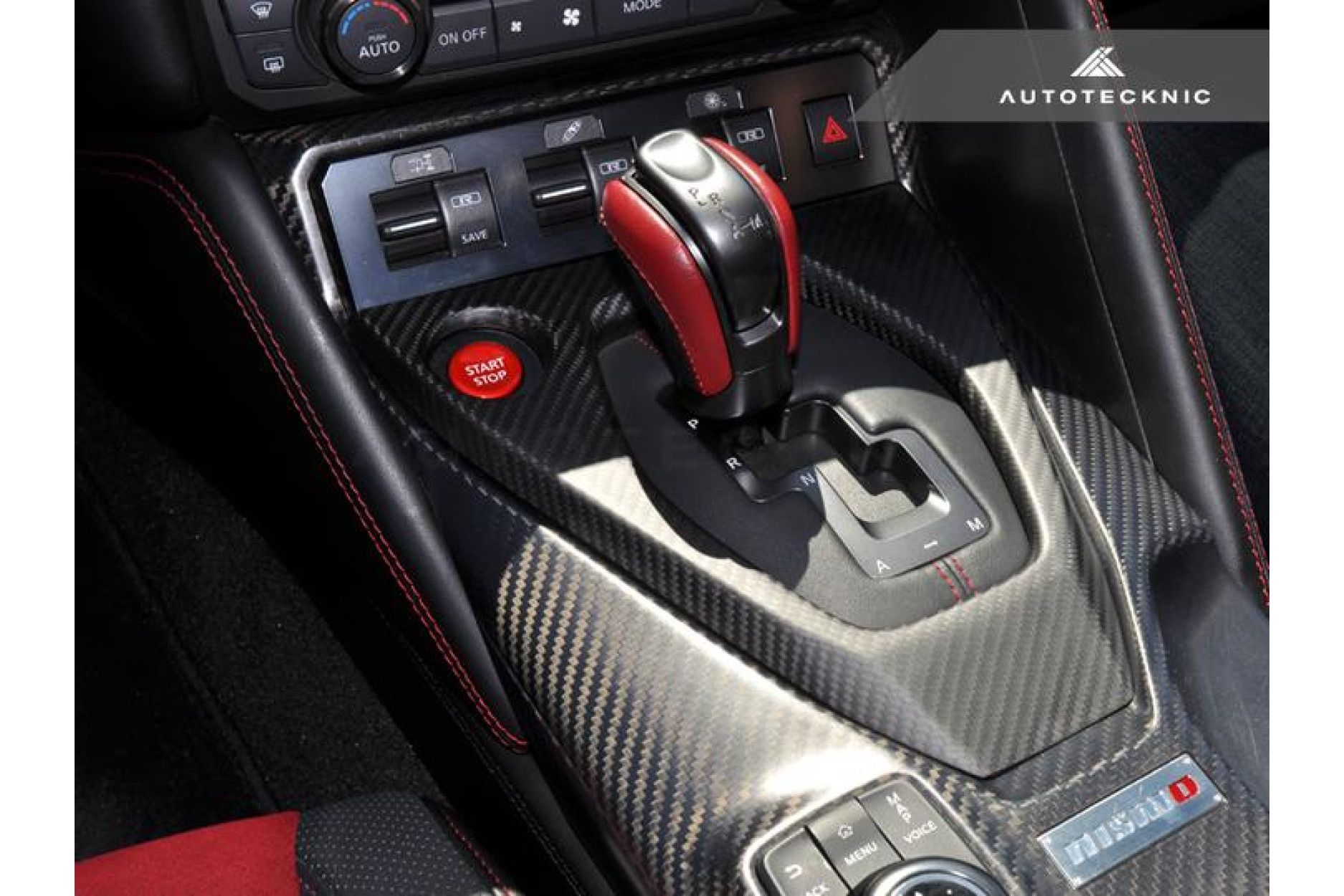 Autotecknic Carbon Schaltumrandung für Nissan Skyline R35 GT-R 2017 (3) 