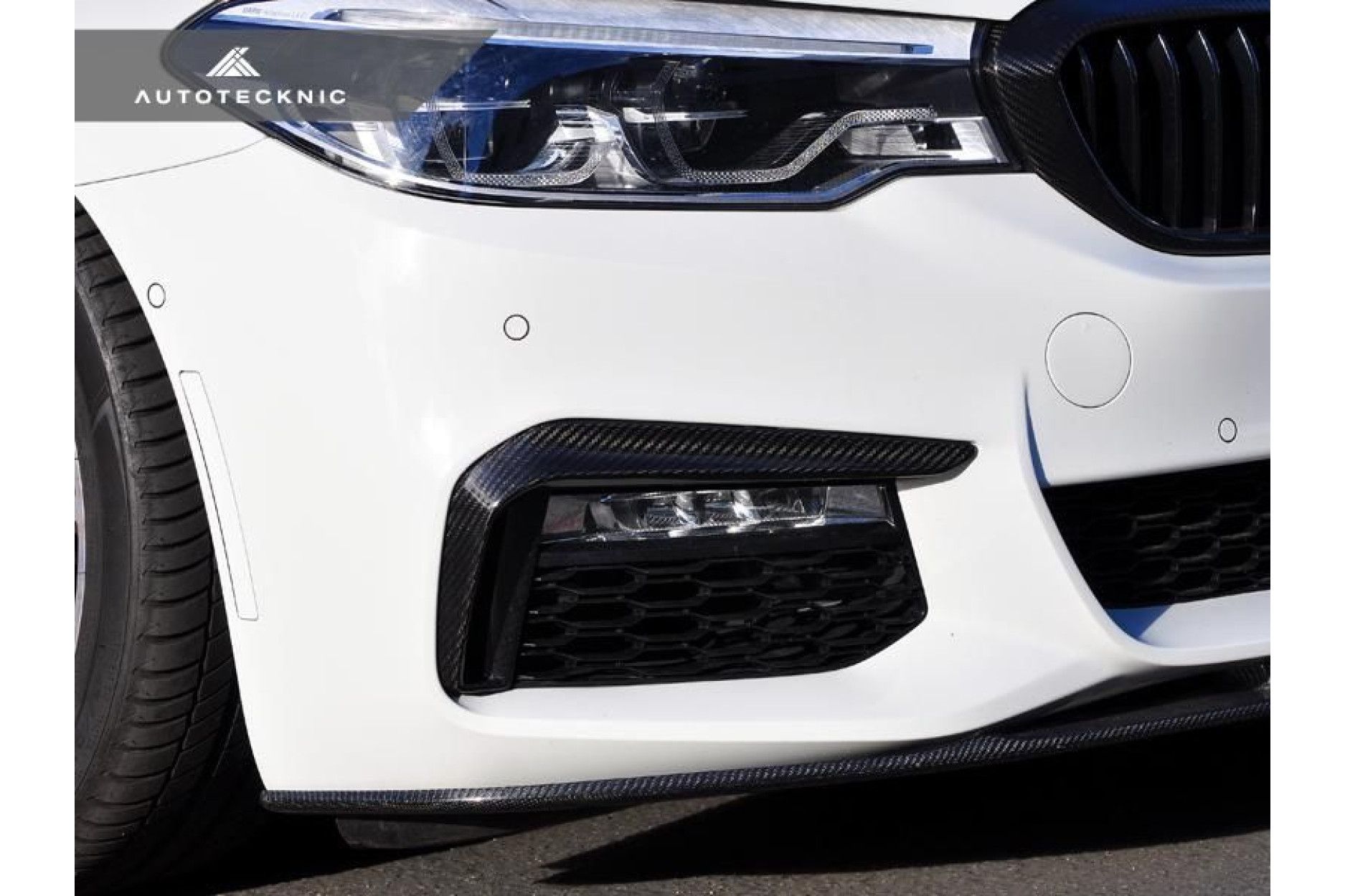 AutoTecknic Dry Carbon Frontstoßstange Verkleidung für G30 5er mit M-Paket (2) 
