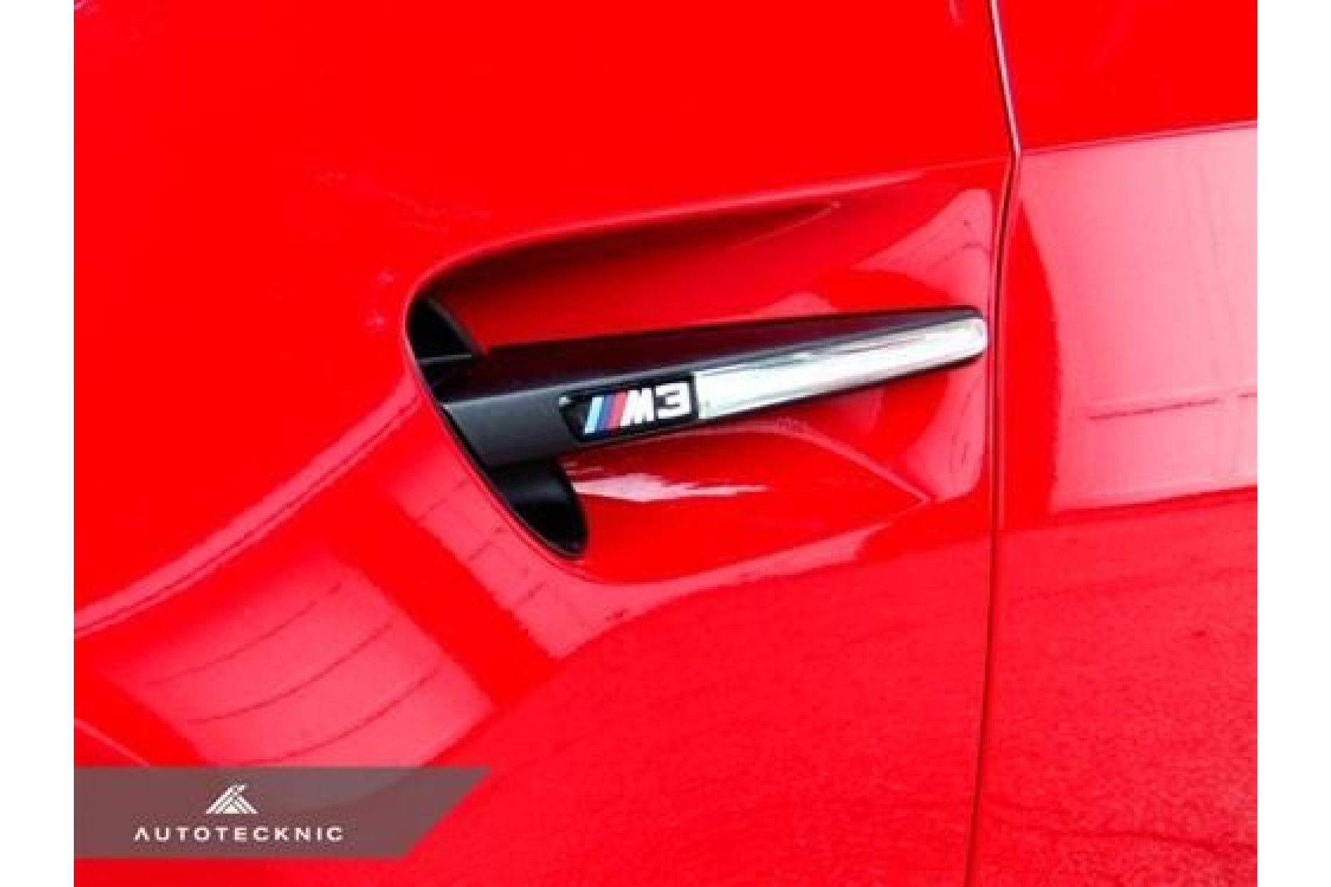 AutoTecknic Stealth Black Kotflügelgitter für E9x M3 (2) 