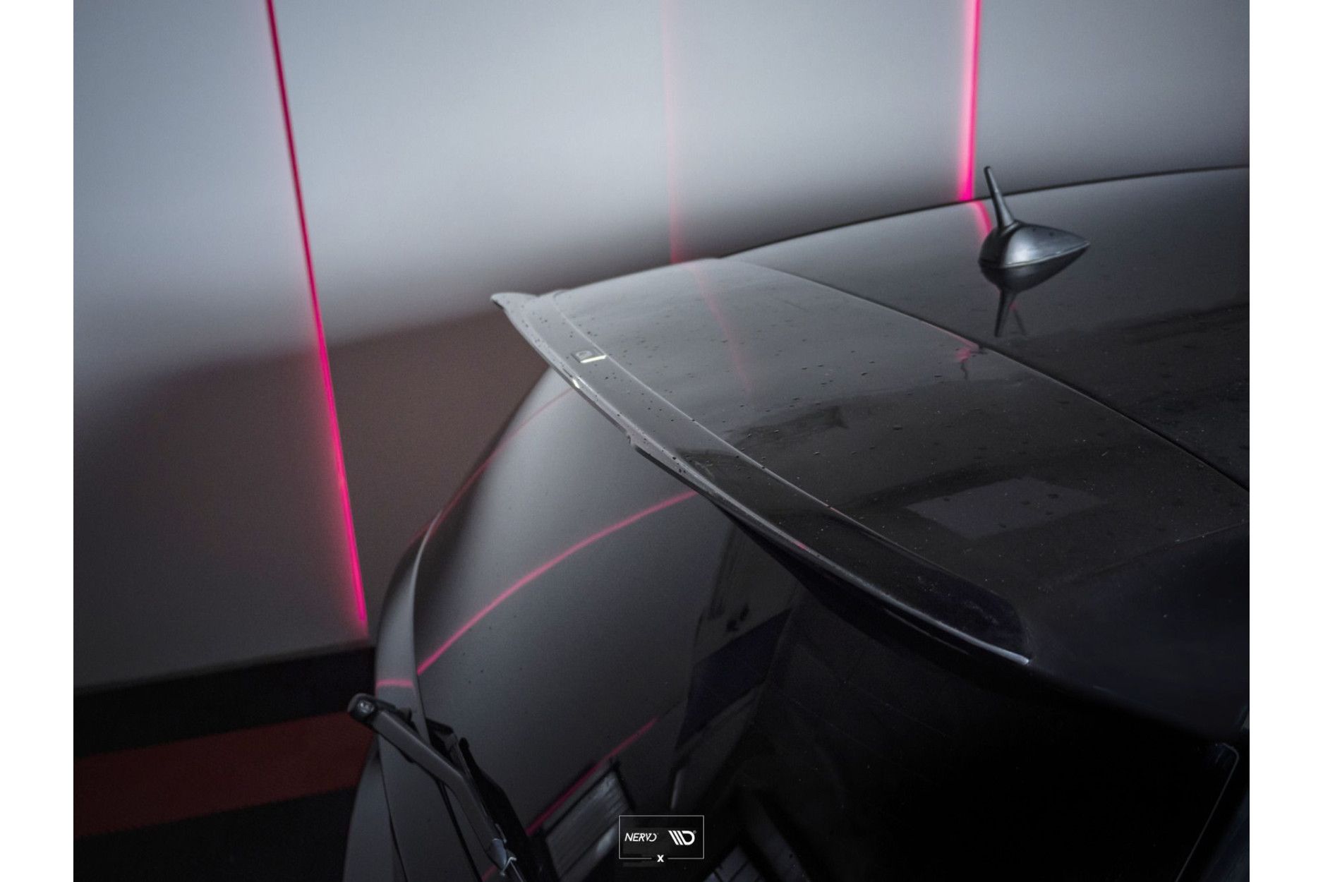 Maxton Design Spoiler für BMW 1er E81|E87 Facelift schwarz hochglanz (3) 