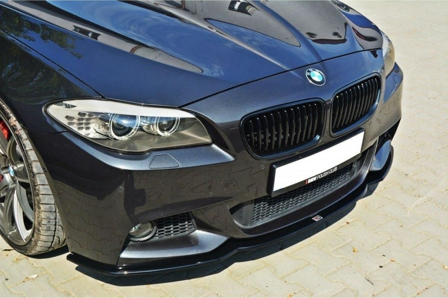 Maxton Design Frontlippe für BMW 5er F10|F11 mit M-Paket schwarz hochglanz (6) 
