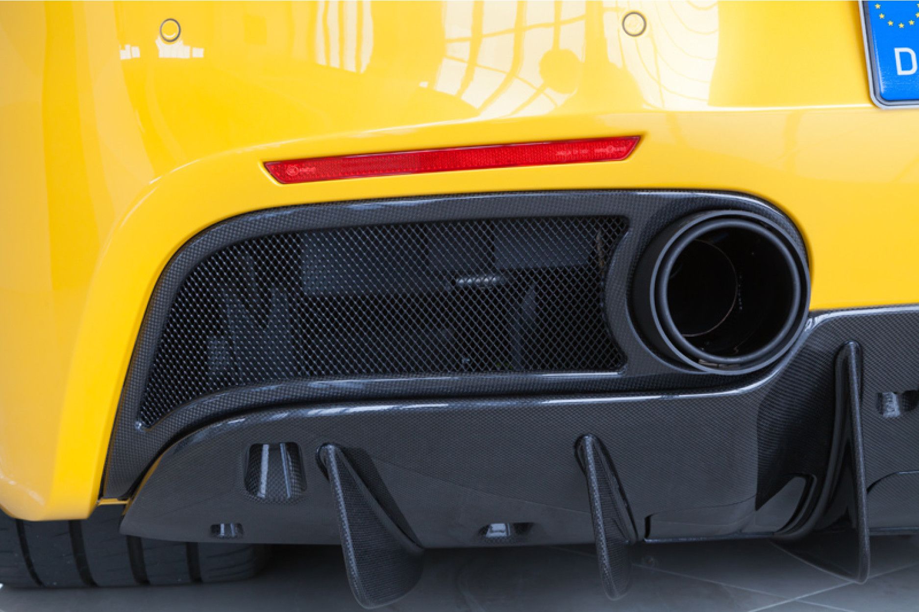 Capristo Carbon Endrohrblenden fuer Ferrari 488 GTB 488 GTS (3) 