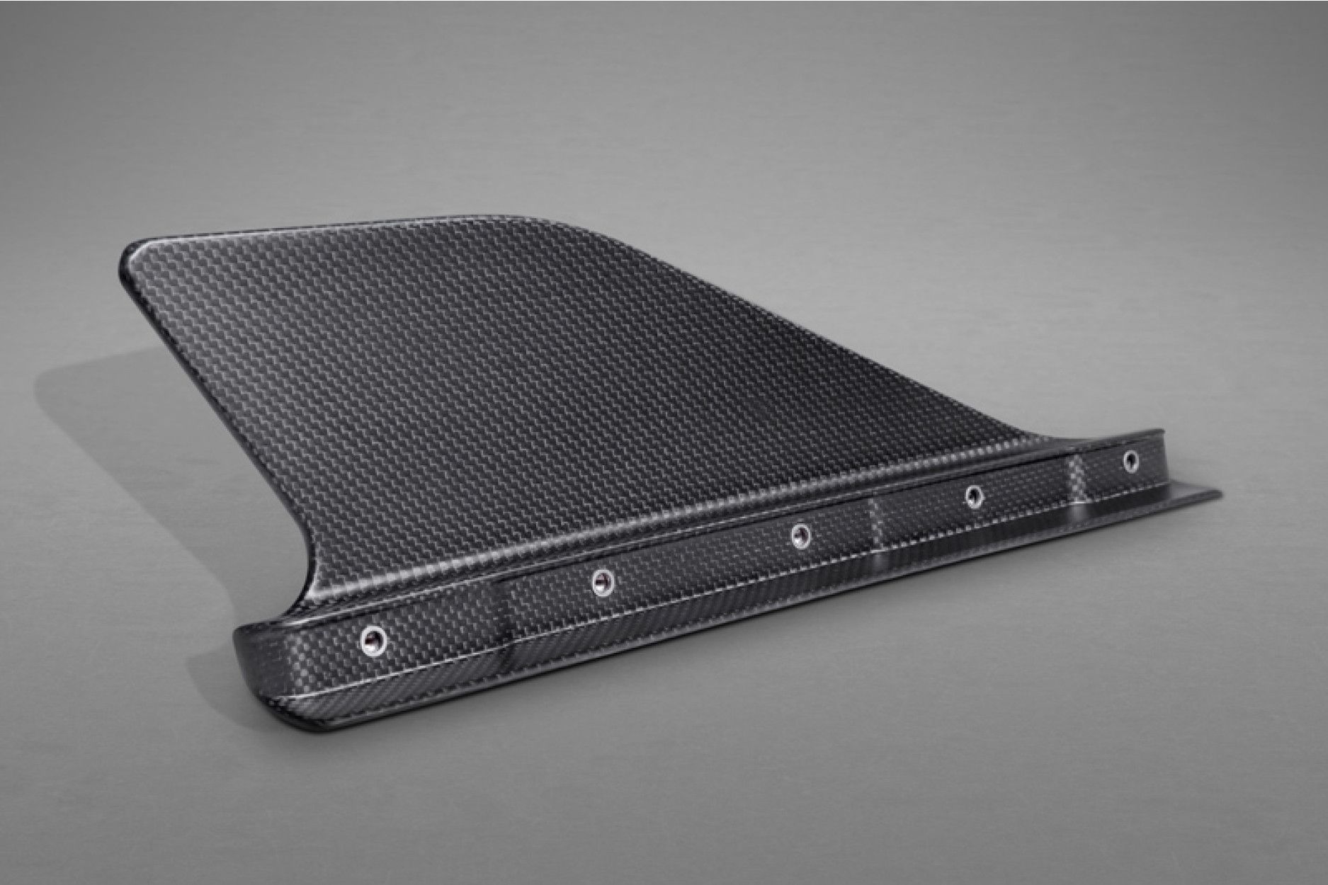 Capristo Carbon Seitenfinnen fuer Ferrari 488 GTB (3) 