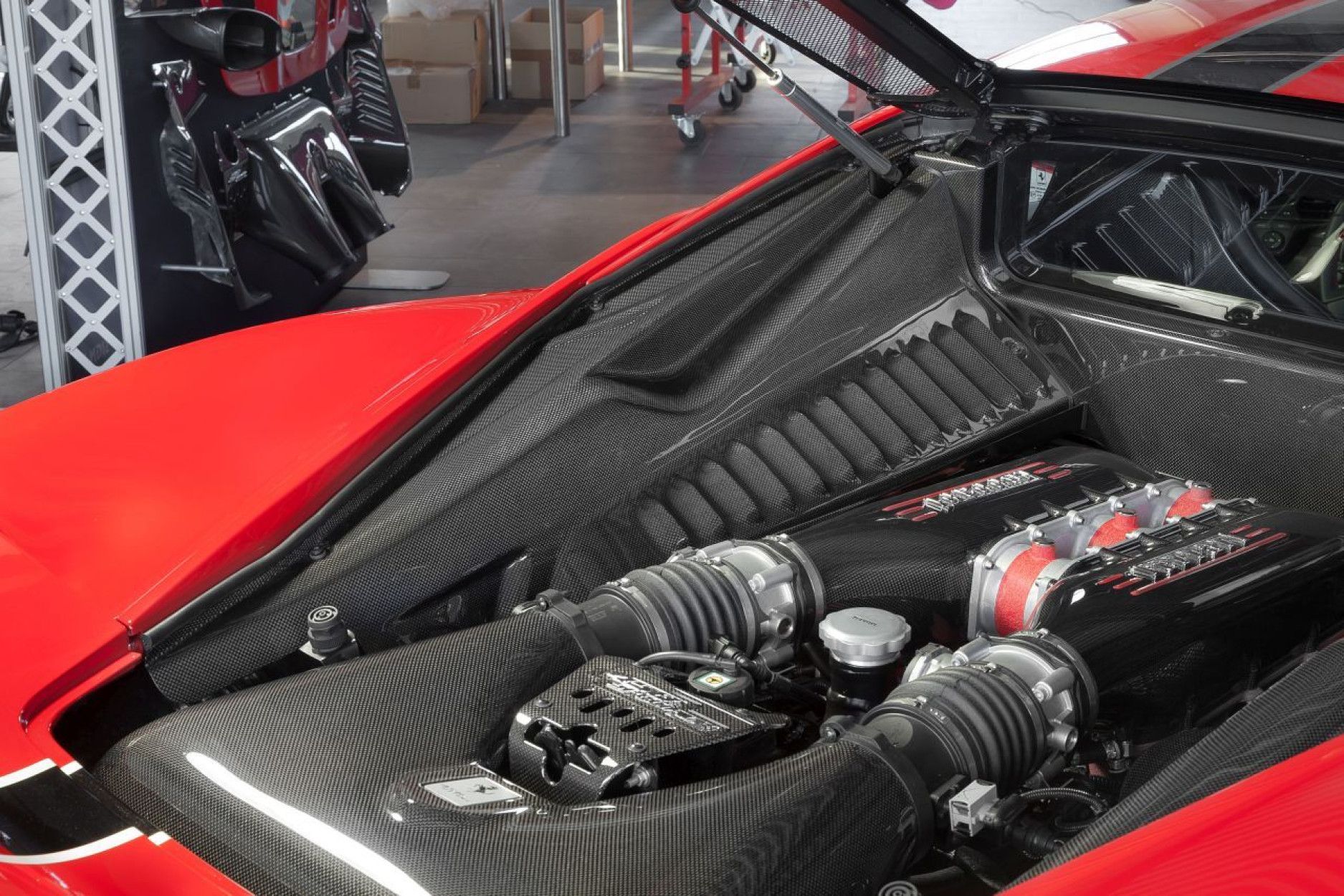 für Ferrari 458 Carbon Einstiegsleisten link & rechts Aufschrift