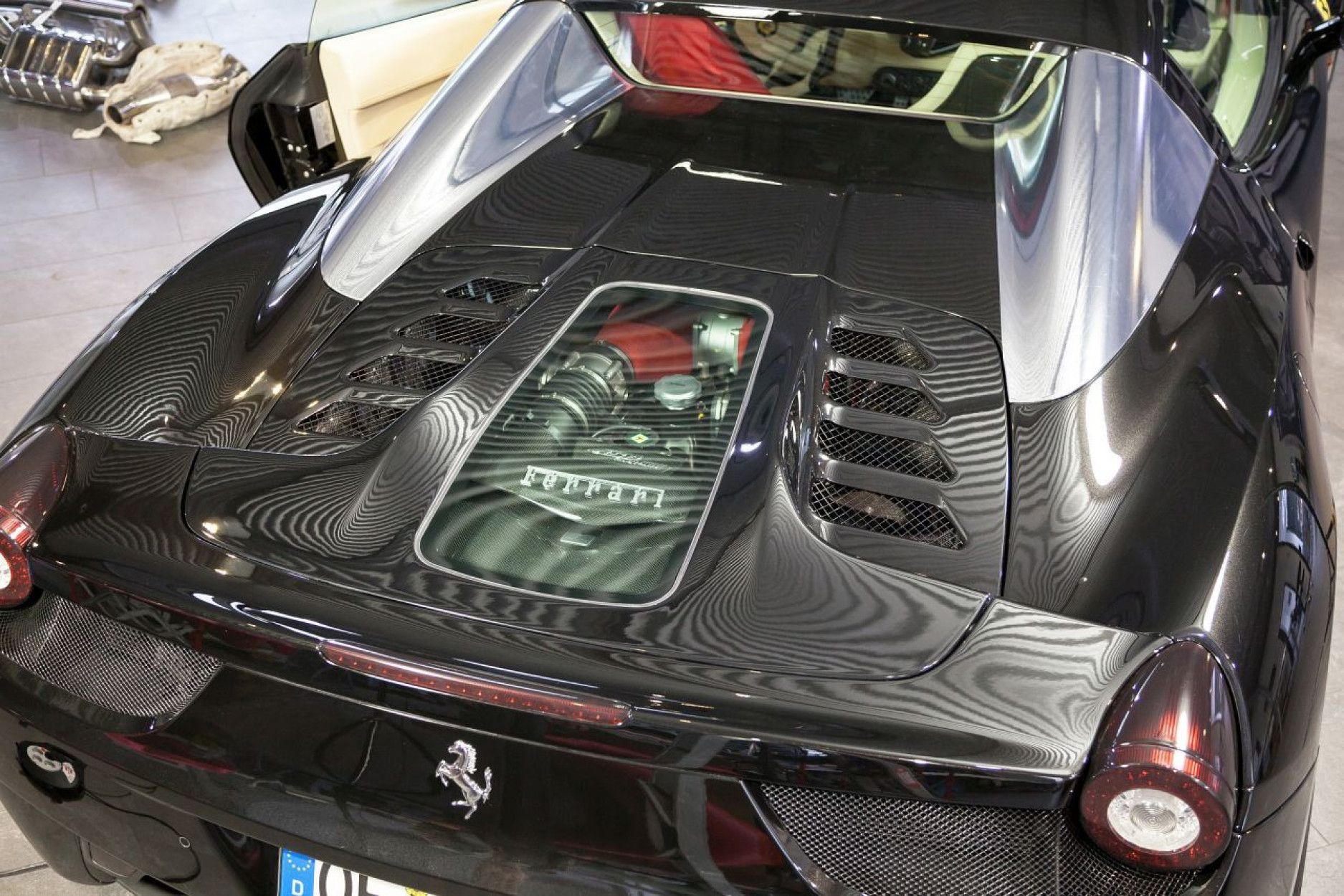 Capristo Carbon Heckklappe Motorhaube für Ferrari 458 Spider (6) 
