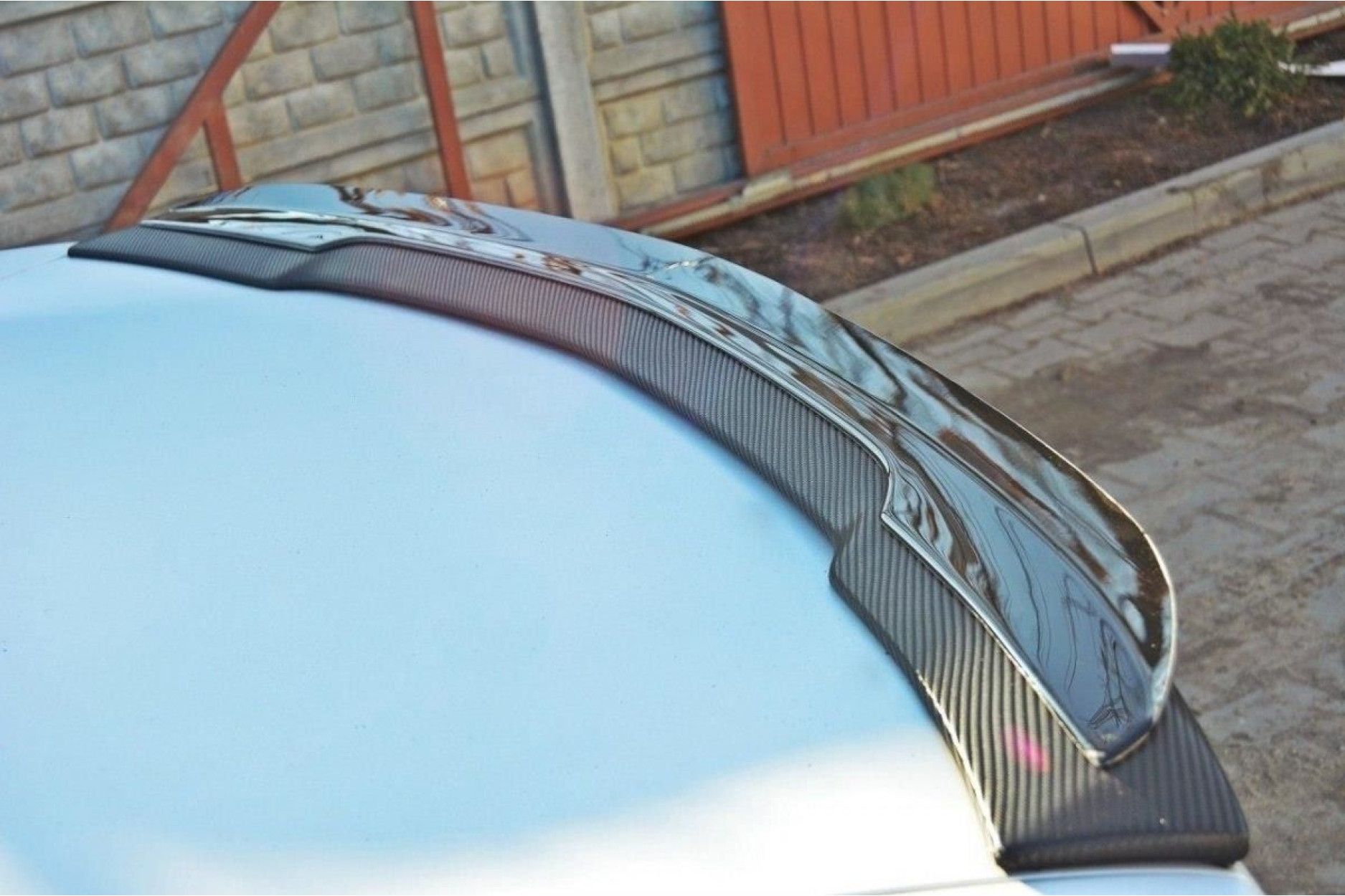 Maxton Design Spoiler für Chevrolet Camaro Vorfacelift schwarz hochglanz (2) 