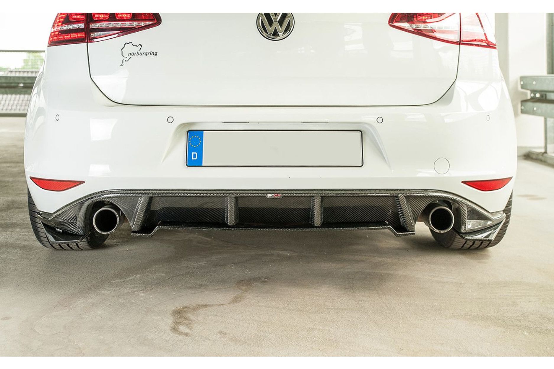 Boca Carbon Race Spec Diffusor für VW Golf 7 GTI - online kaufen bei CFD