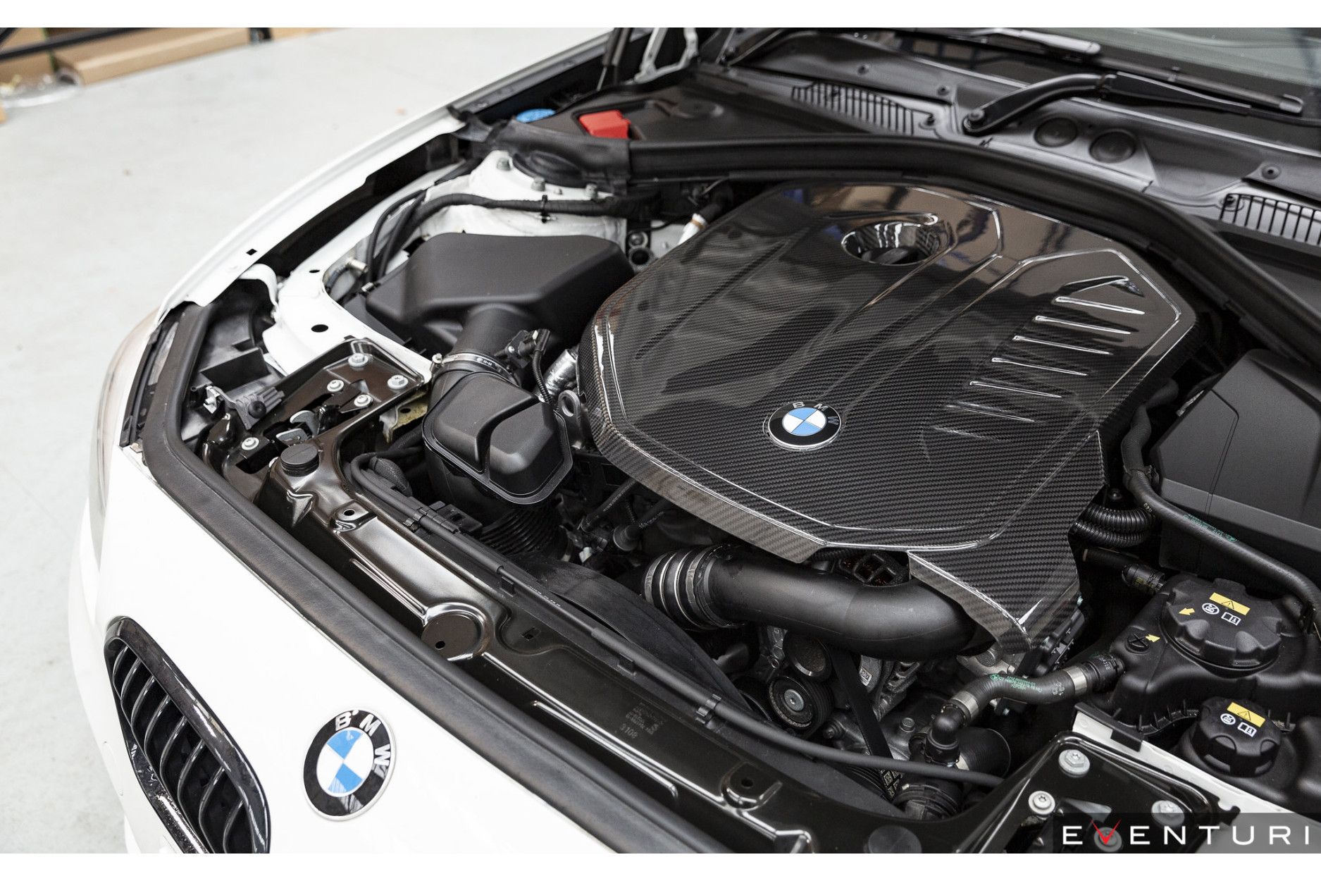 Eventuri Carbon Motorabdeckung für BMW F-Serie B58 X40i, MX40i (3) 