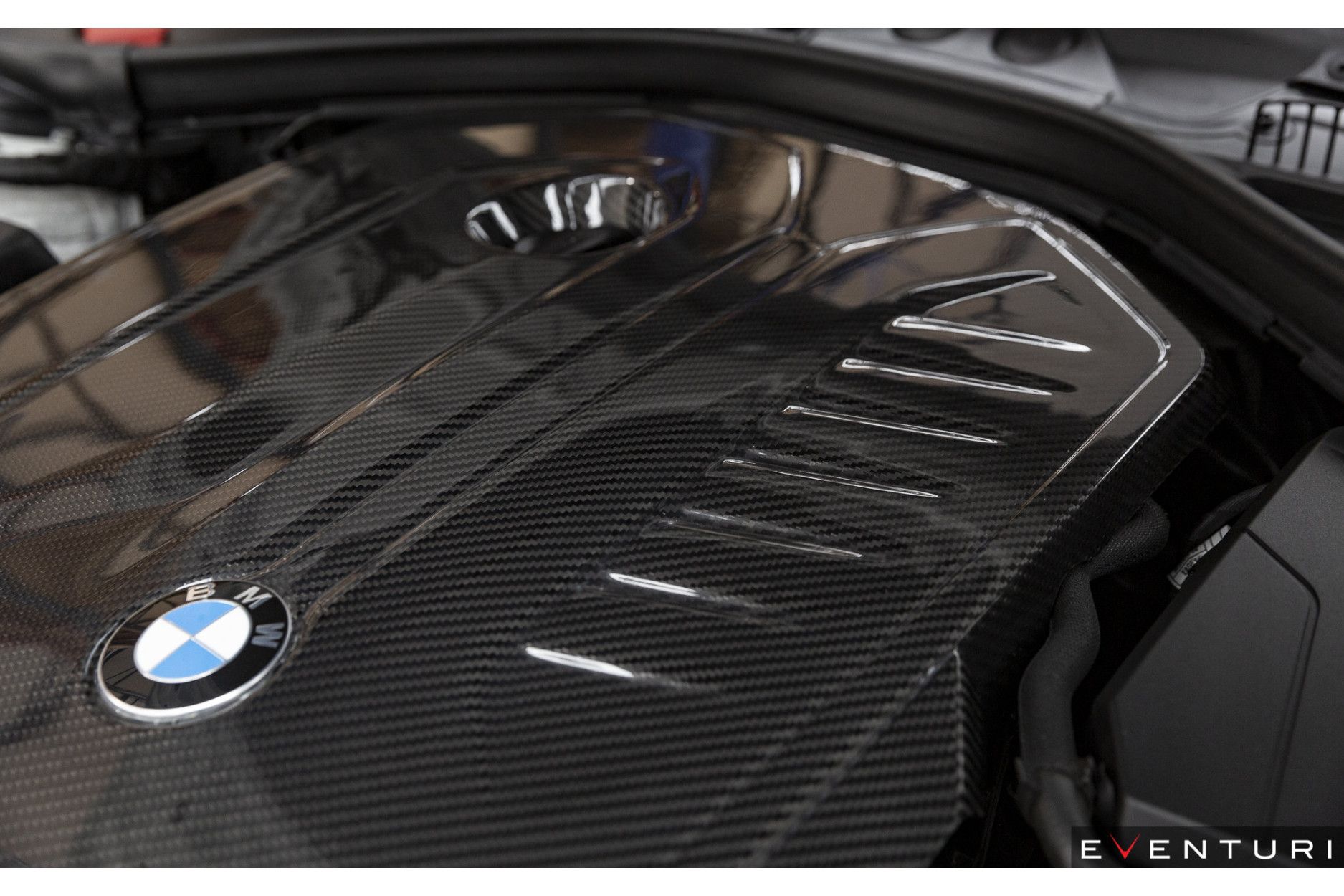 Eventuri Carbon Motorabdeckung für BMW F-Serie B58 X40i, MX40i (4) 