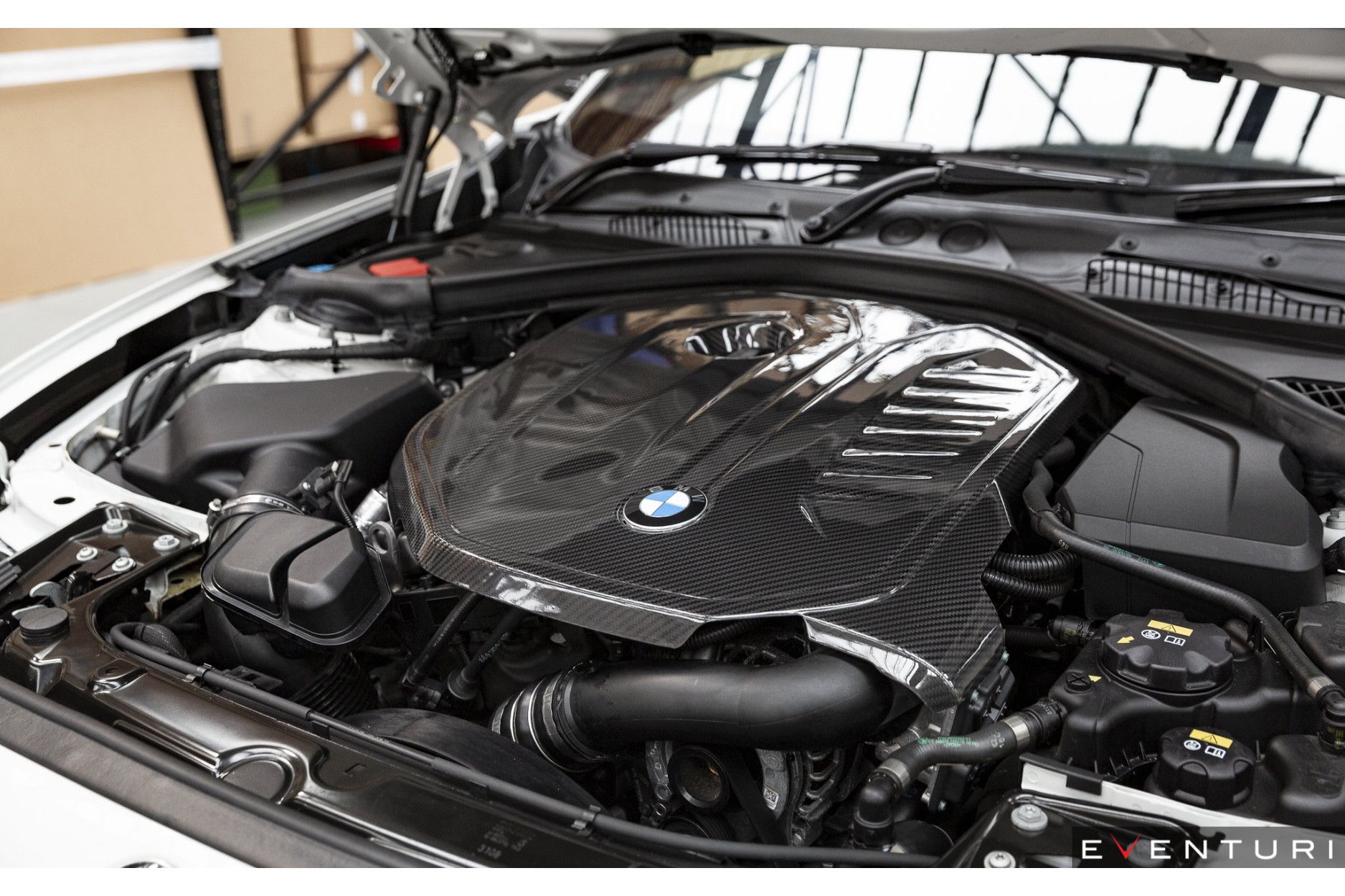 Eventuri Carbon Motorabdeckung für BMW F-Serie B58 X40i, MX40i (9) 