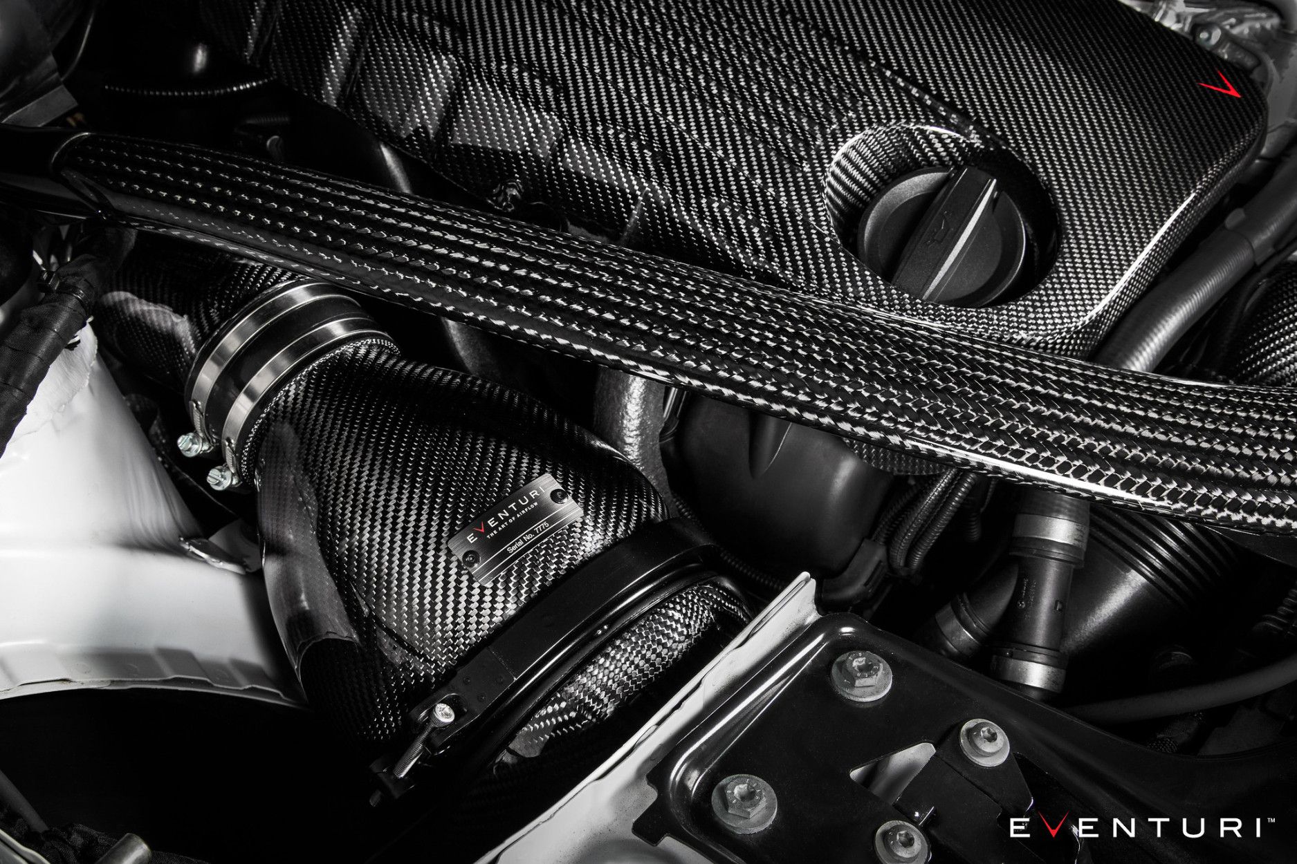Eventuri Carbon Upgrade-Kit auf V2 für BMW F8X M3 M4 Ansaugung (2) 