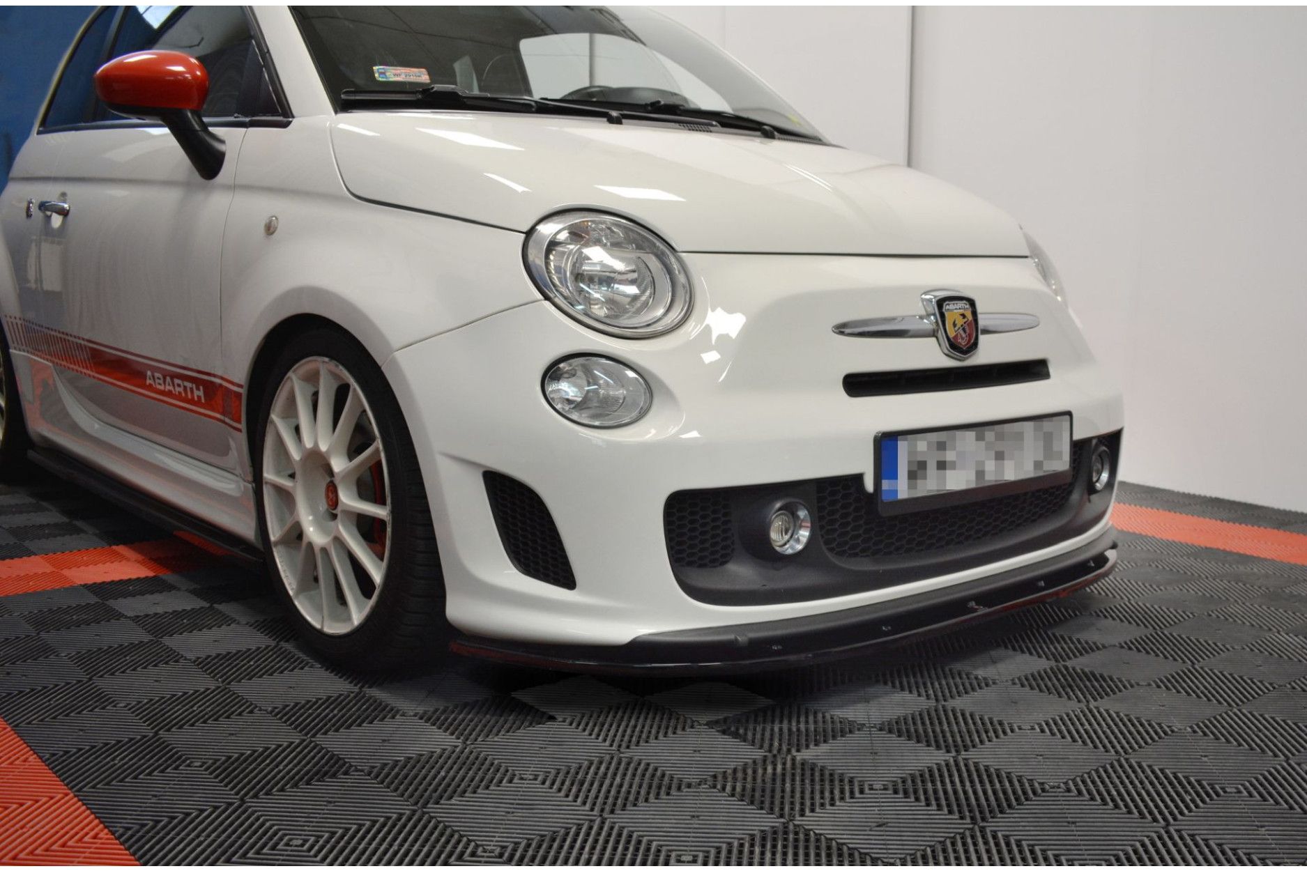 Maxton Design Frontlippe Fur Fiat 500 Schwarz Hochglanz Online Kaufen Bei Cfd