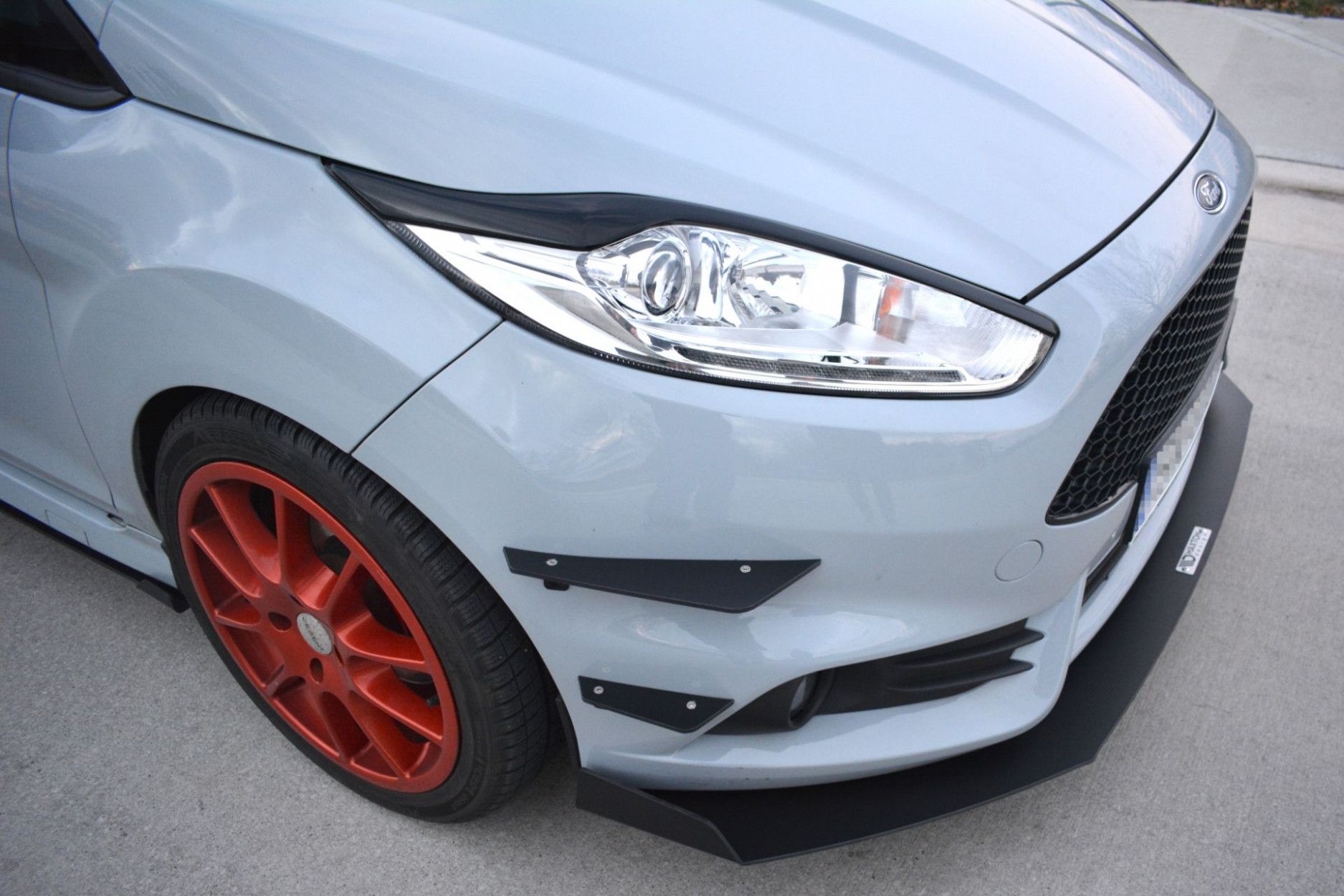 Maxton Design Scheinwerferblende Fur Ford Fiesta Mk7 St Facelift Schwarz Hochglanz Online Kaufen Bei Cfd