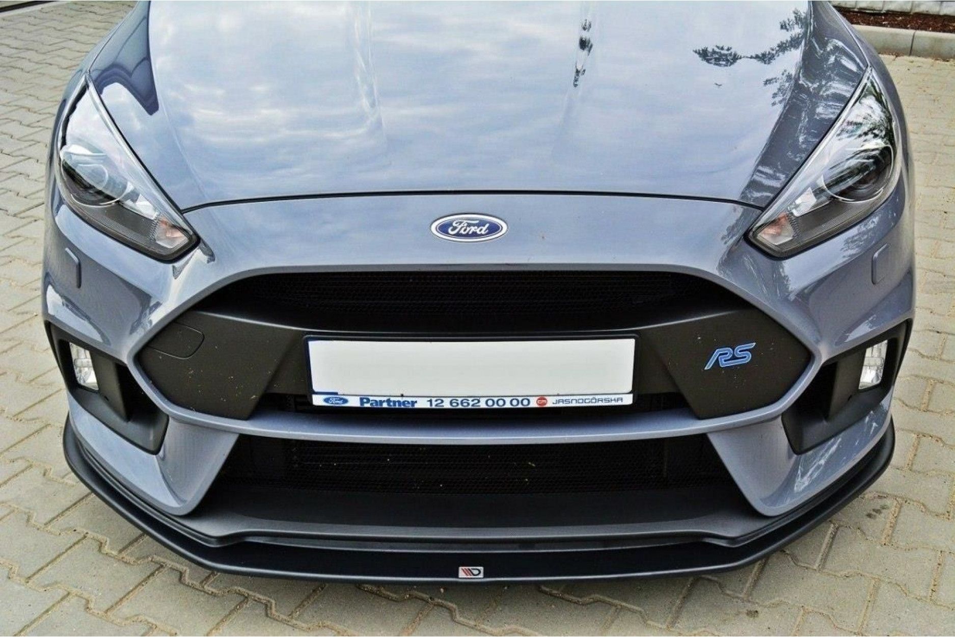 Maxton Design Frontlippe für Ford Focus MK3 RS schwarz hochglanz (3) 