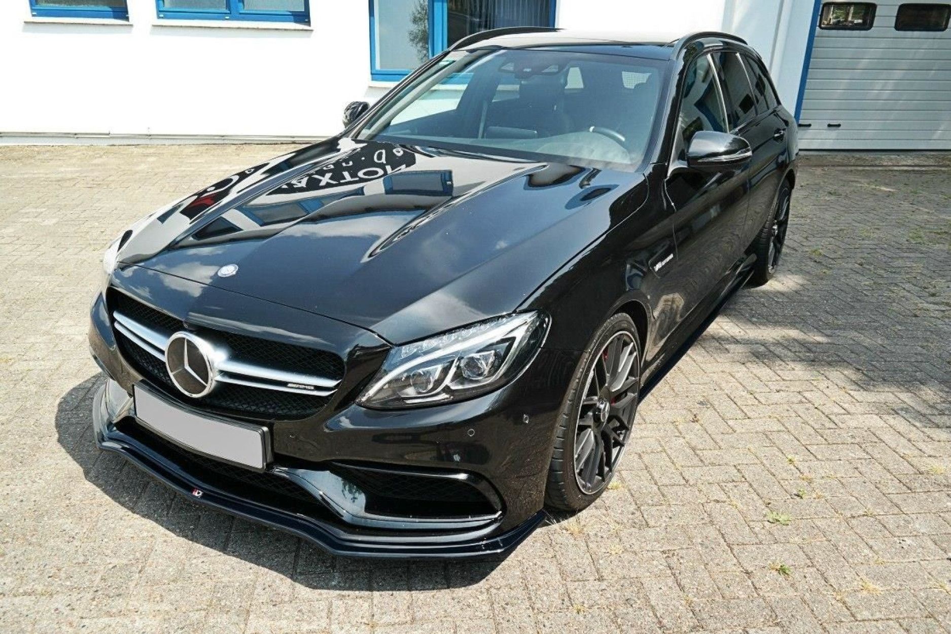 Maxton Design Frontlippe für Mercedes C-Klasse S205 C63 AMG Kombi schwarz hochglanz (3) 
