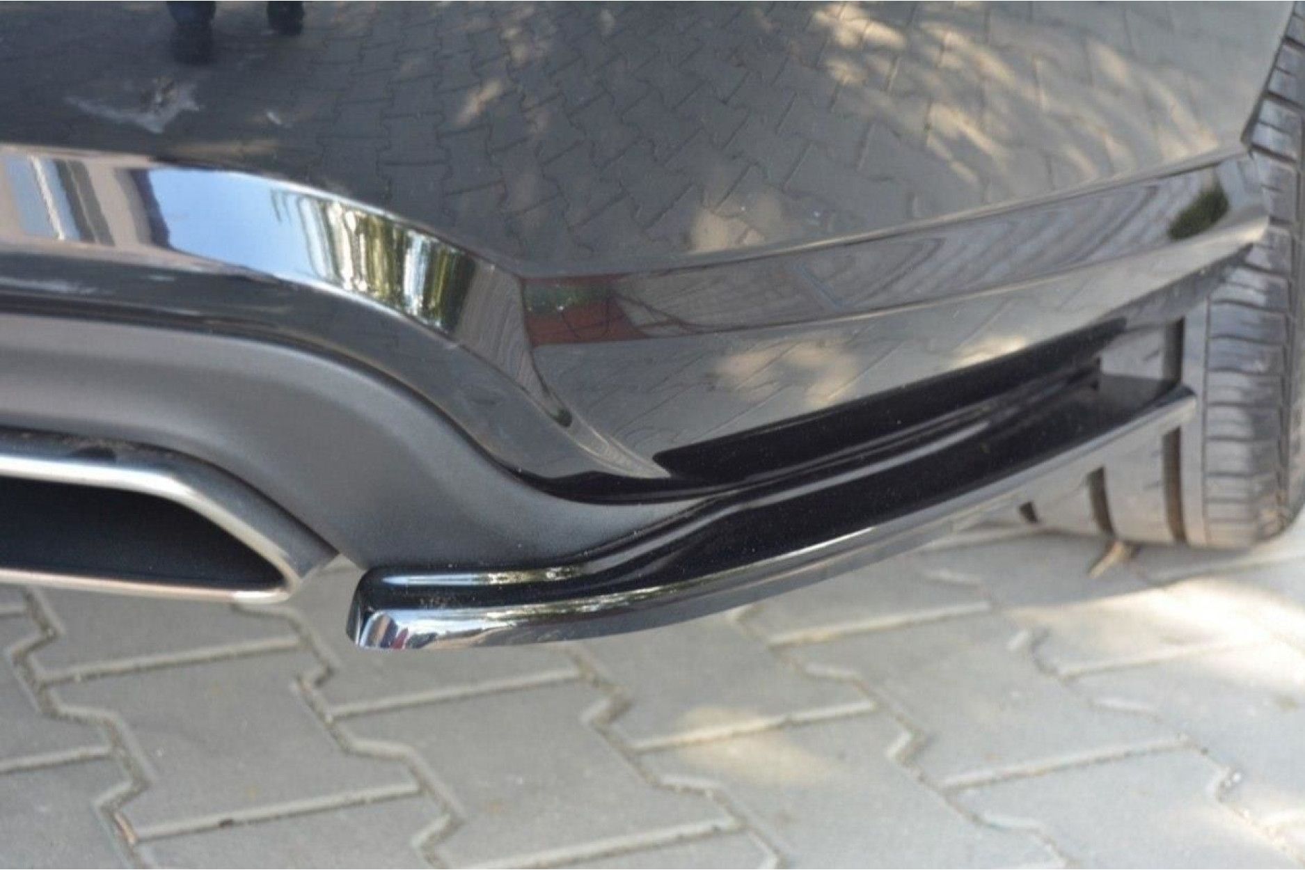 Maxton Design Diffusor-Erweiterungen für Mercedes CLS-Klasse C218 AMG-Paket schwarz hochglanz (2) 