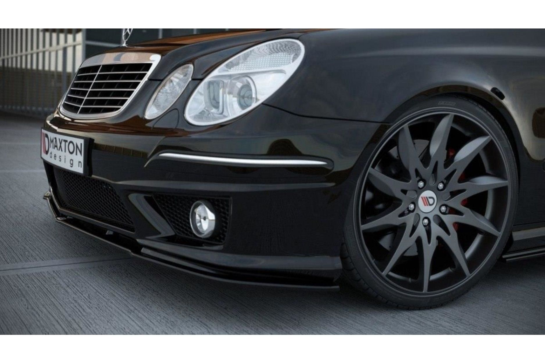 Maxton Design Frontlippe für Mercedes E-Klasse W211 E63 AMG Facelift  schwarz hochglanz