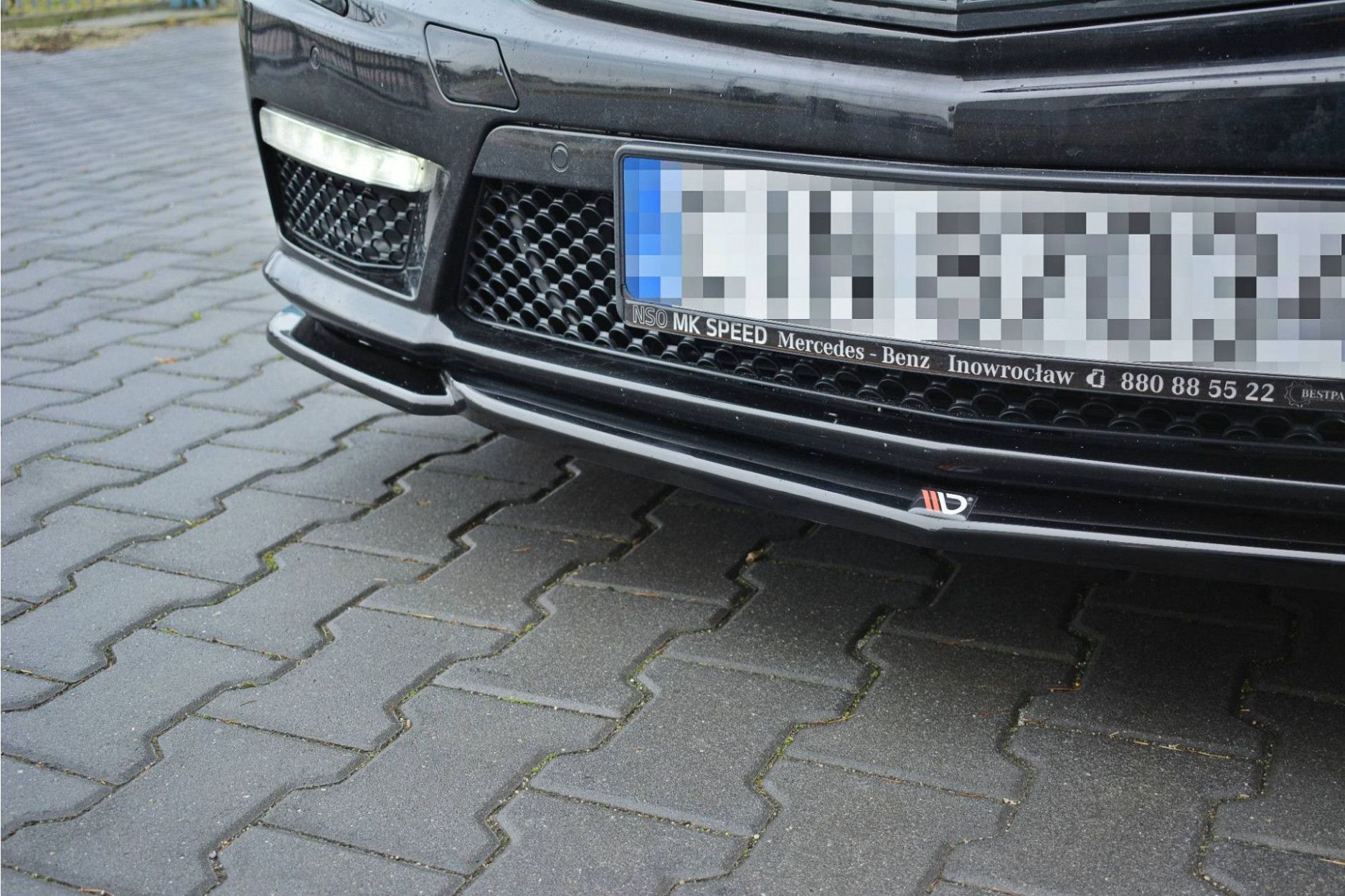 Maxton Design Frontlippe für Mercedes E-Klasse W212 E63 AMG schwarz hochglanz (3) 