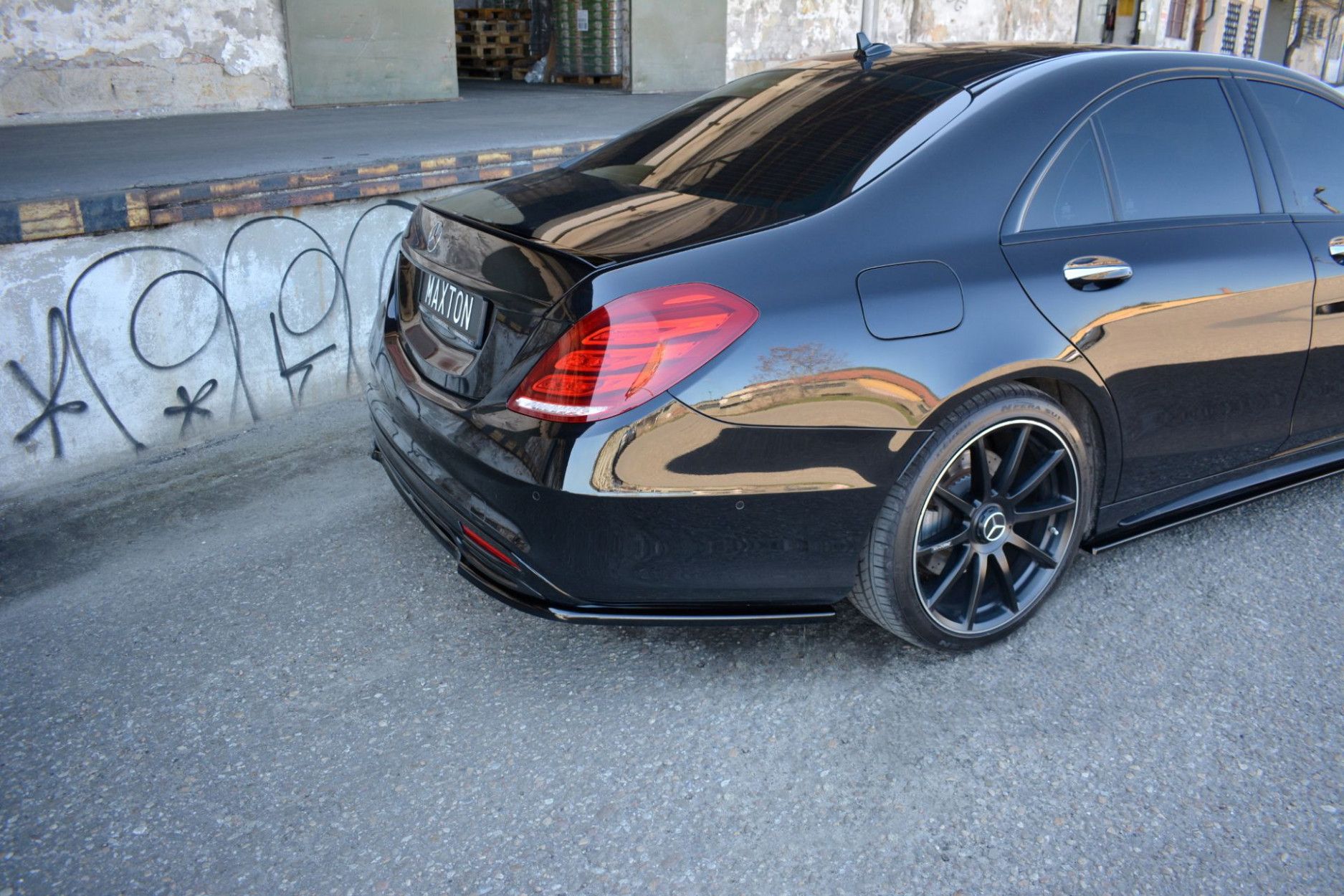 Maxton Design Diffusor für Mercedes S-Klasse W222 AMG-Paket schwarz hochglanz (2) 