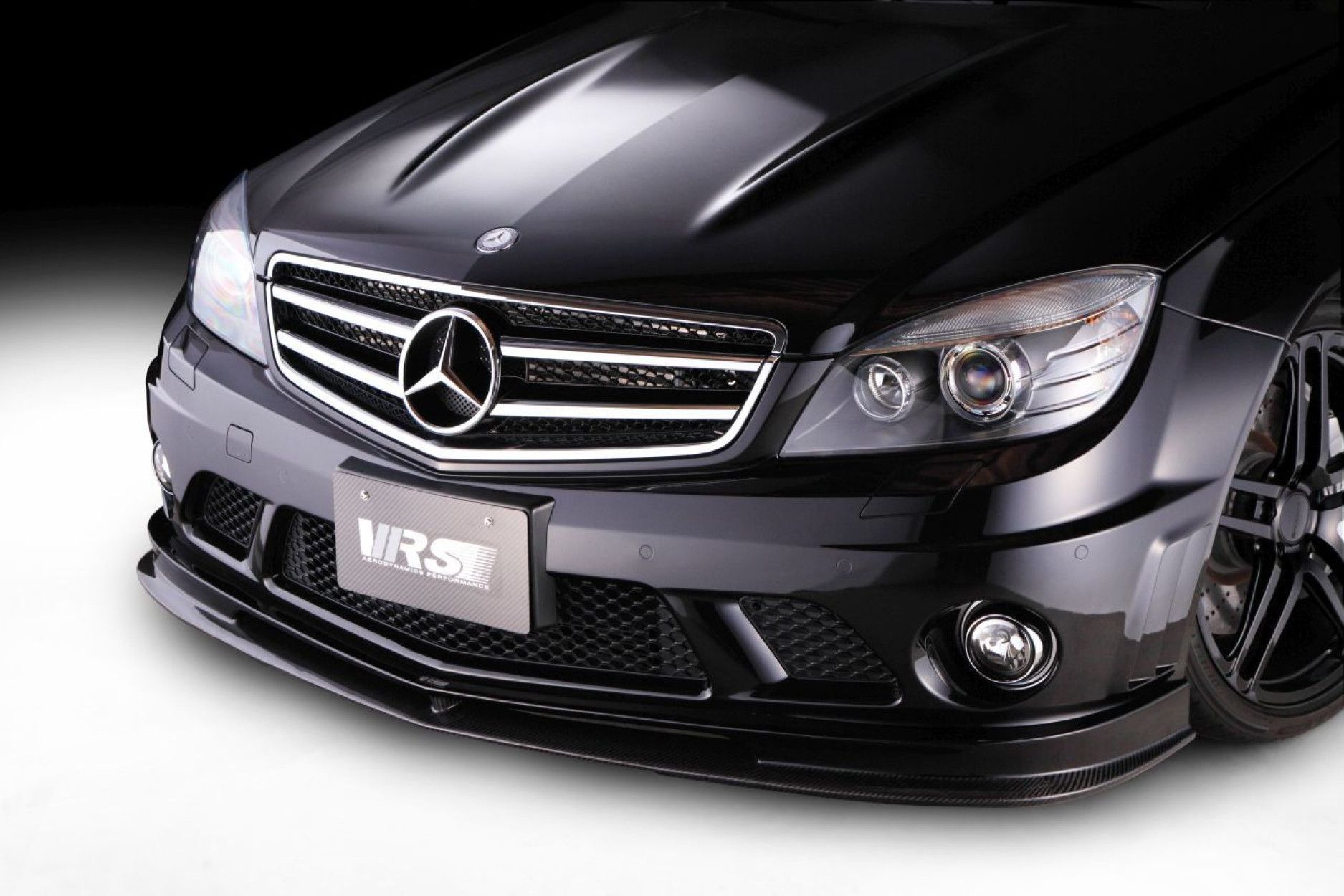 Varis Carbon Frontlippe für Mercedes Benz C63 AMG W204 (4) 
