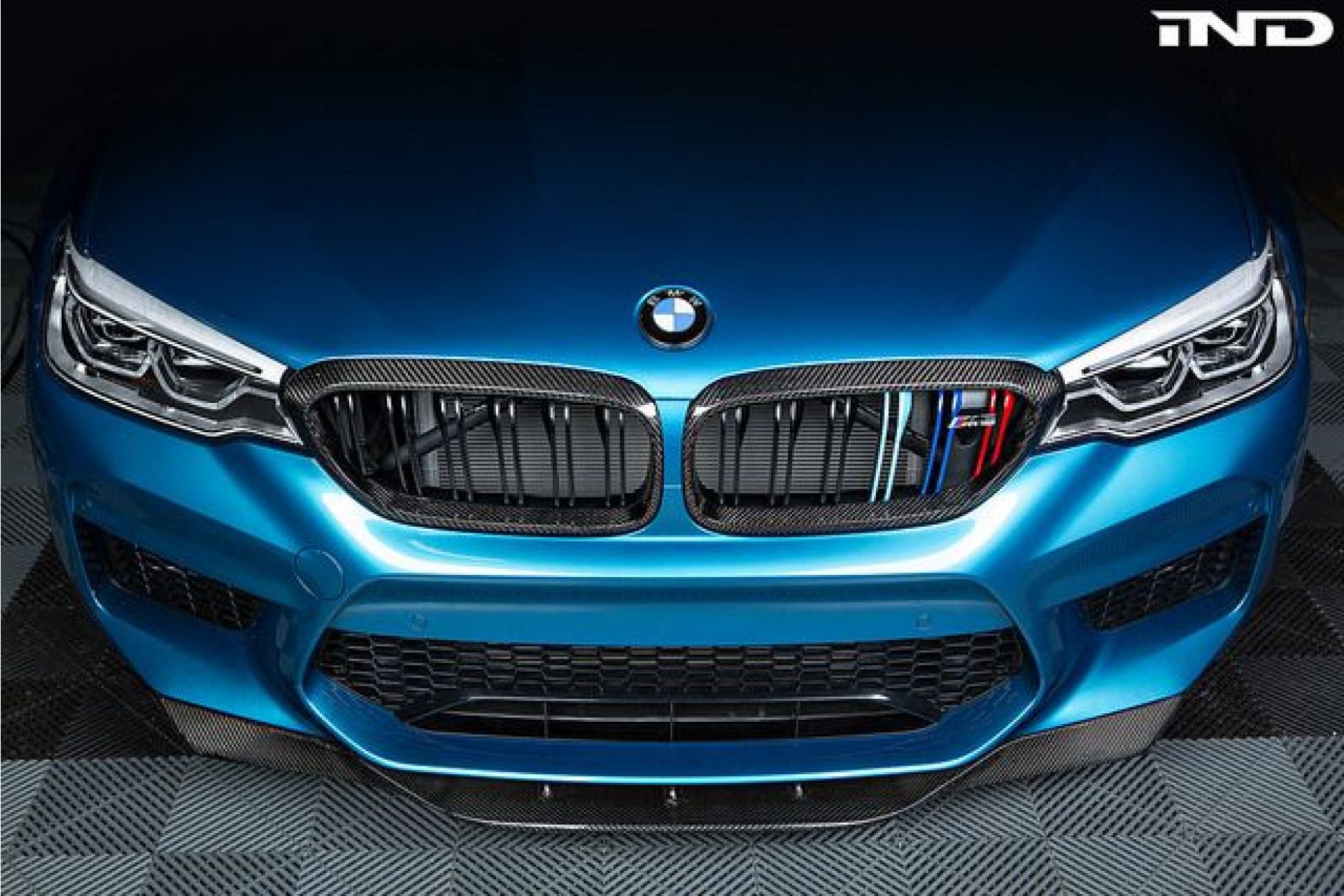 F90 M5 Ersatz & Hinzufügen-auf Typ Spiegel Abdeckung für BMW Carbon Faser M5  Limousine Seite