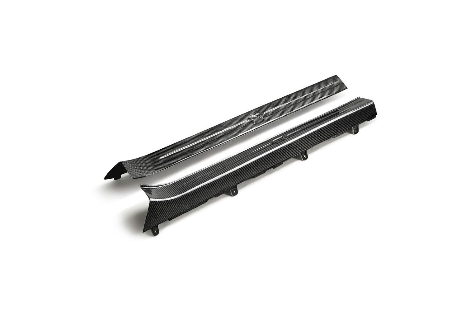 Seibon Carbon Interieur für Nissan Skyline R35 GT-R 2009 - 2019 Türschweller OE-Style (2) 