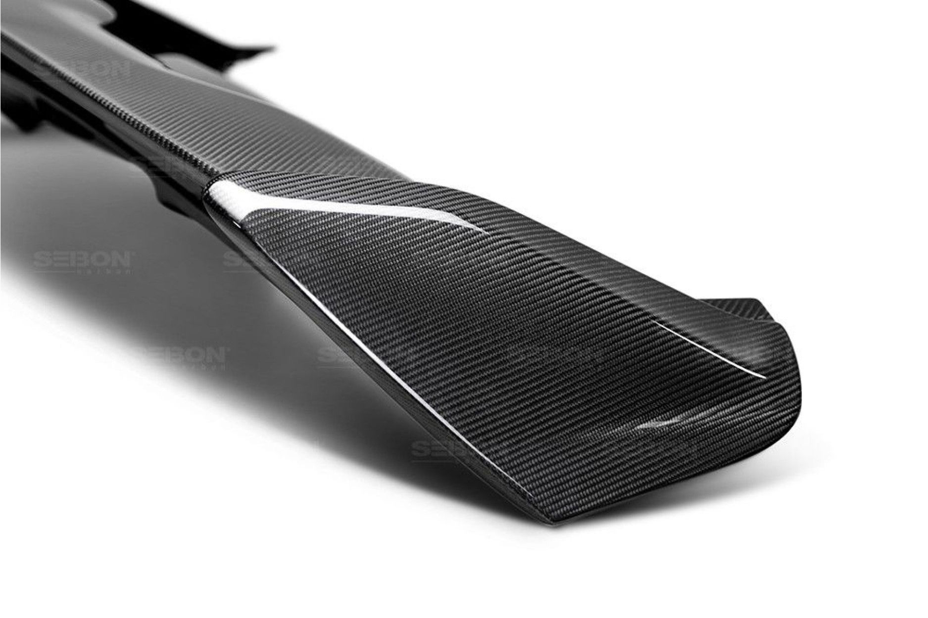 Seibon Carbon Spoiler für Ford Focus RS 2016 OE-Style (4) 