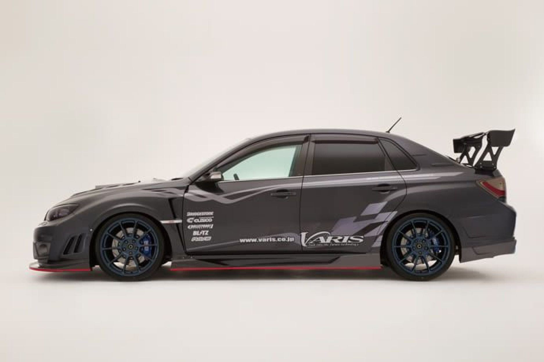Varis Carbon Ultimate Bodykit für Subaru Impreza WRX STI GVB (4) 