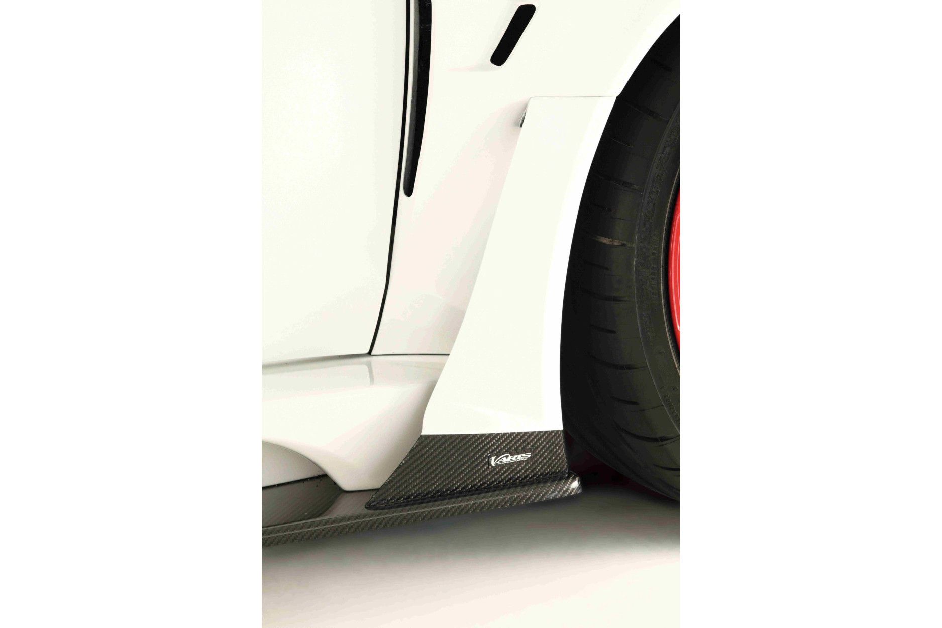 Varis Carbon Wide Bodykit für Mitsubishi Lancer Evo X (9) 