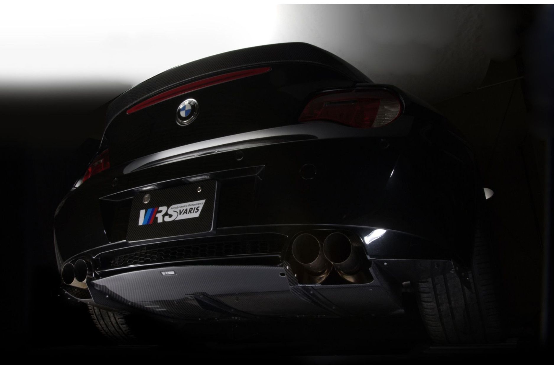 Varis Diffusor System 1 für BMW E85/E86 Z4M (2) 