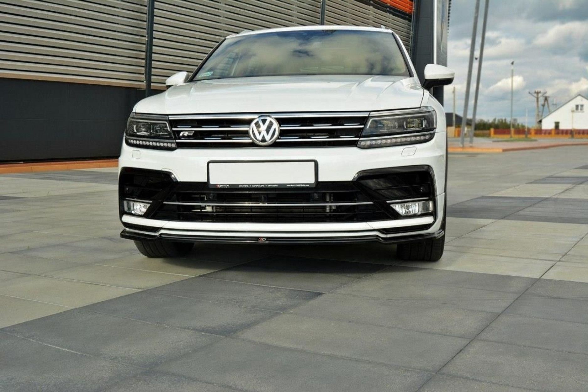 Maxton Design Frontlippe für Volkswagen Tiguan MK2 R-Line schwarz
