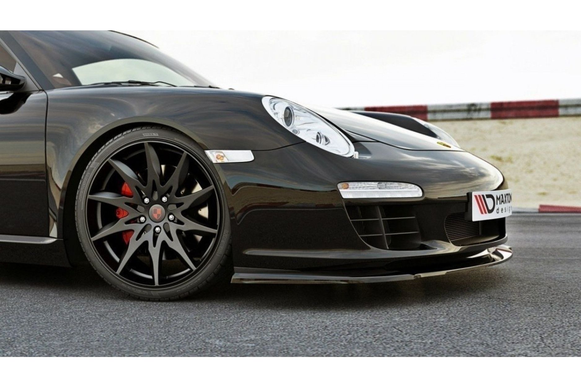 Maxtondesign Frontlippe für Porsche 911er 997.2 Carrera Facelift schwarz hochglanz (3) 