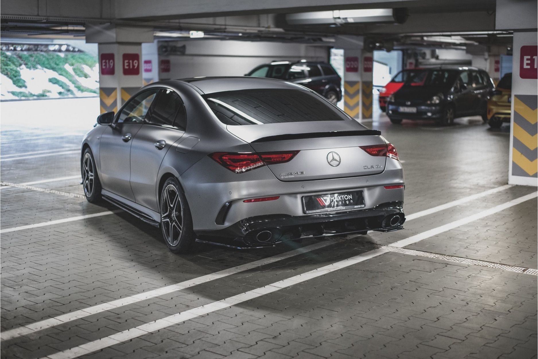 Maxtondesign Diffusor für Mercedes Benz CLA-Klasse C118 A35 AMG schwarz hochglanz (4) 