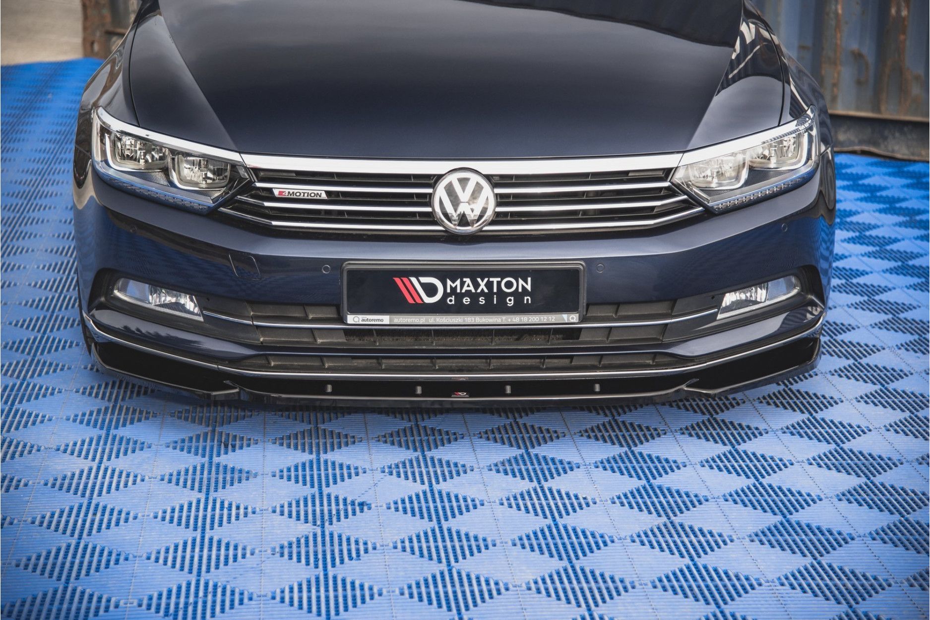 Maxtondesign Frontlippe V.1 für Volkswagen Passat MK8|B8 schwarz hochglanz (2) 