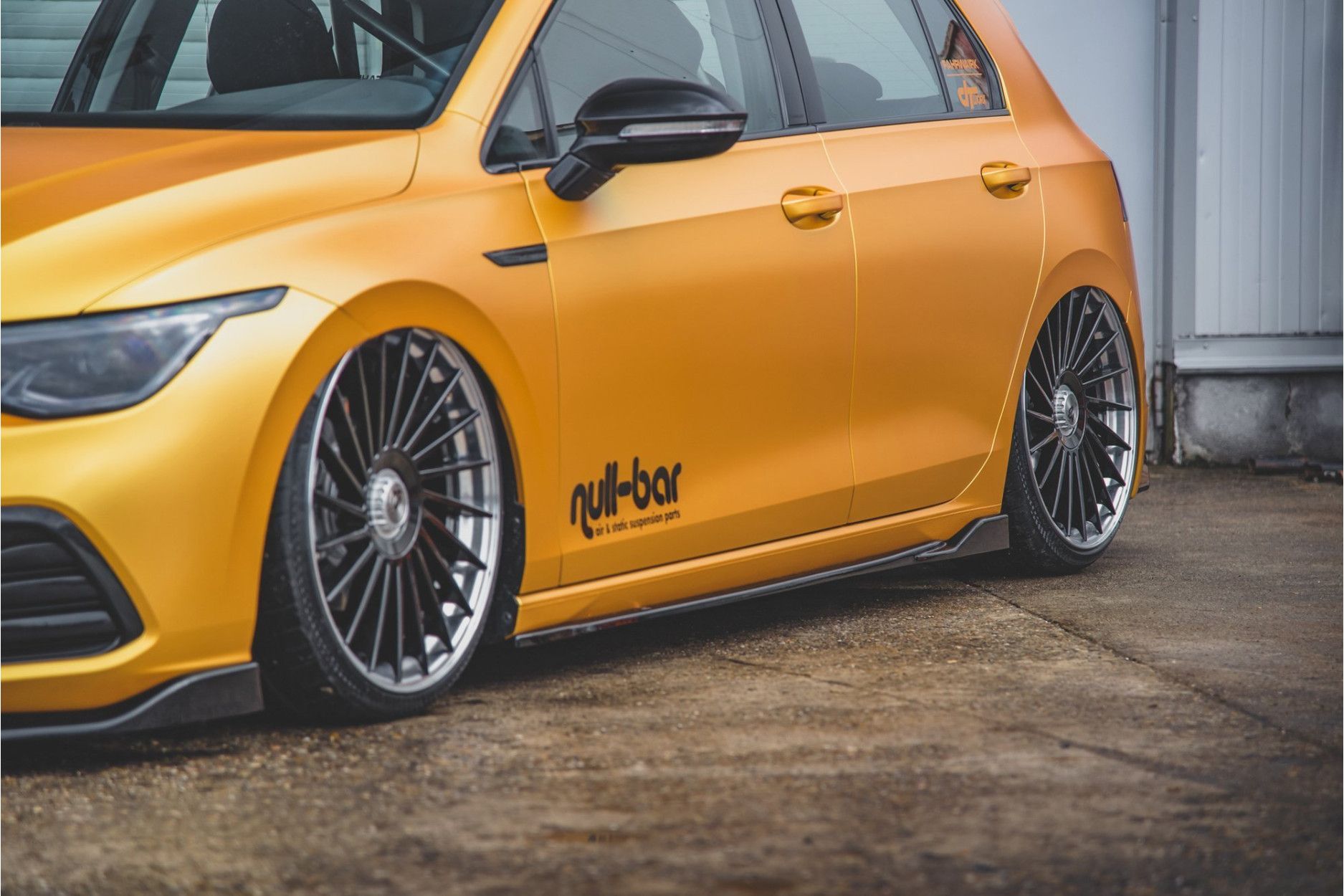 Maxtondesign Seitenschweller für Volkswagen Golf MK8|Golf 8 schwarz hochglanz (3) 